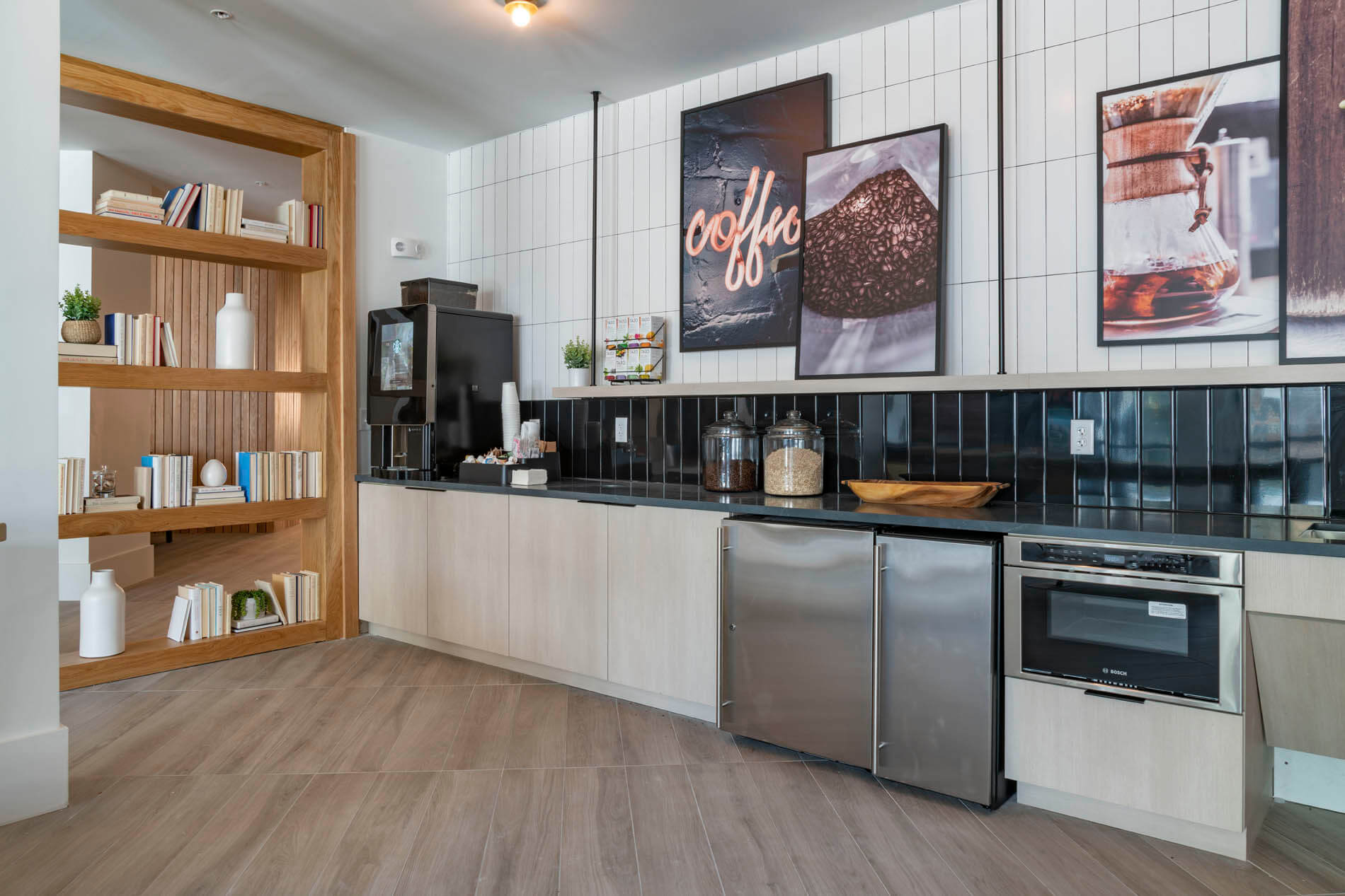 Essex Luxe Apartments coffee bar