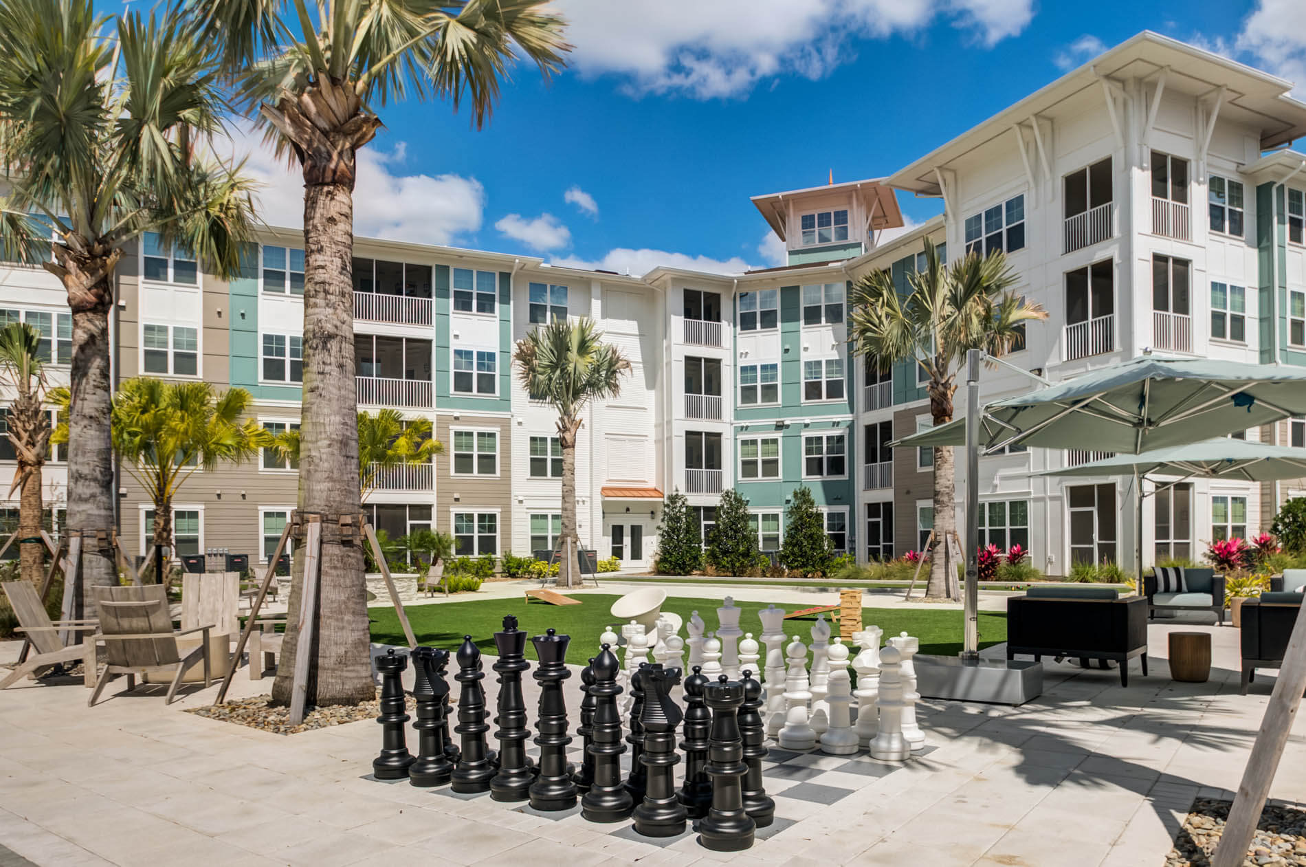 Photos and Tours of Essex Luxe Apartments Orlando