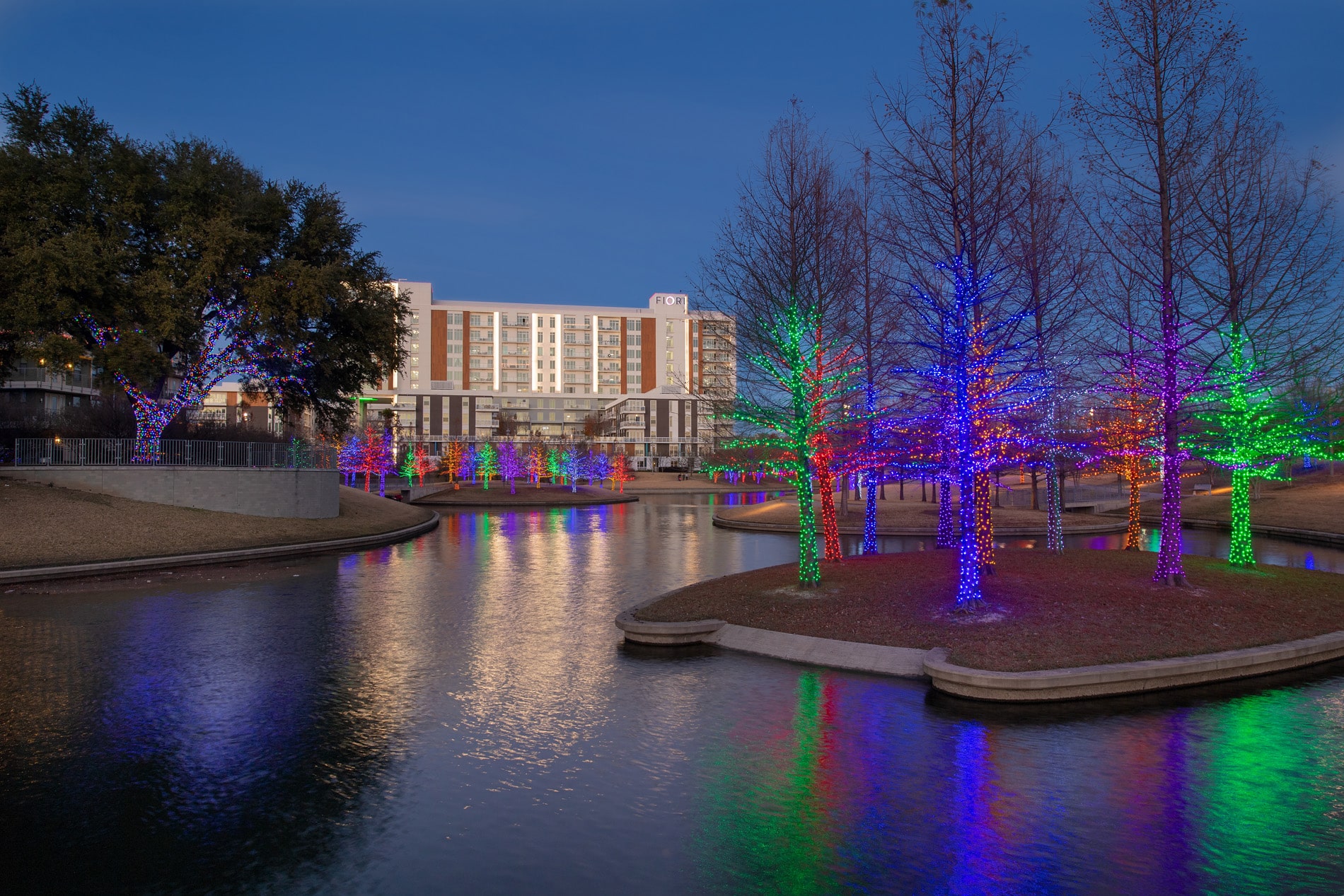 Lights on Vitruvian Park