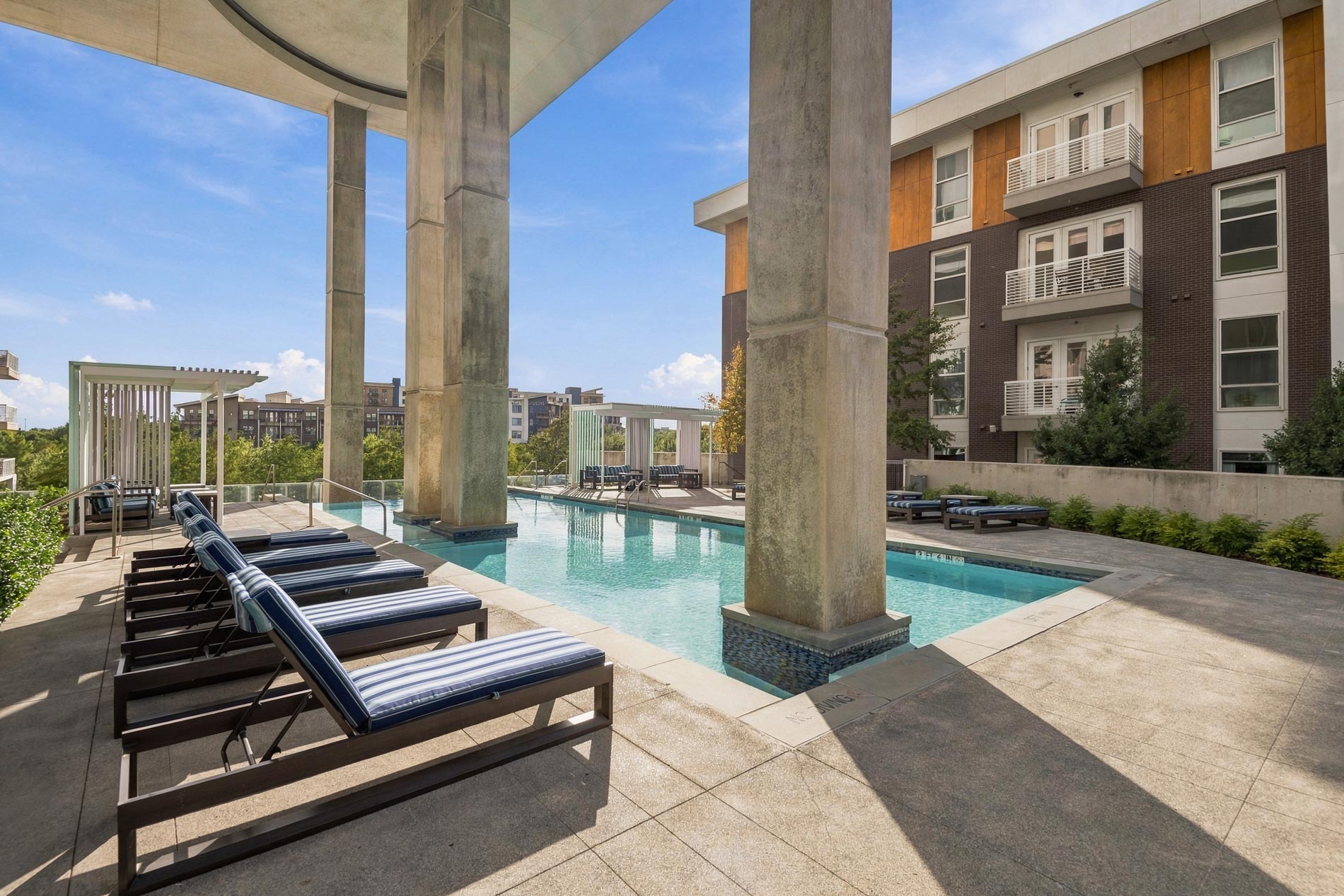 Fiori on Vitruvian Park Aqua Terrace pool