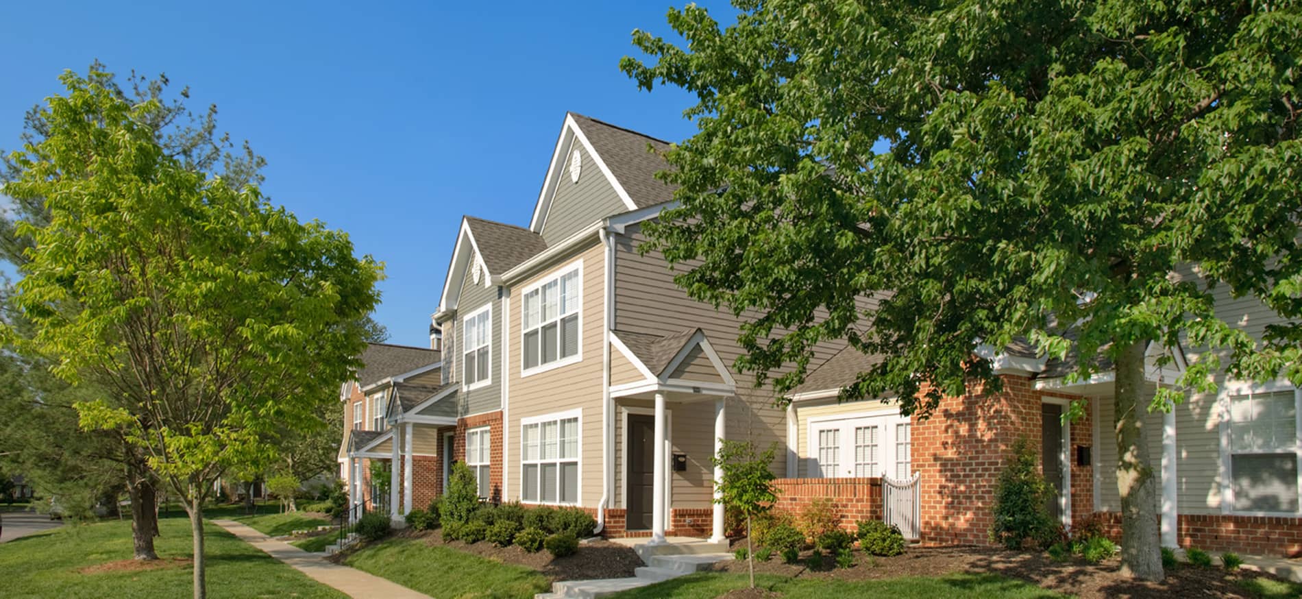 Photos and Tours of Gayton Pointe Townhomes West End Richmond