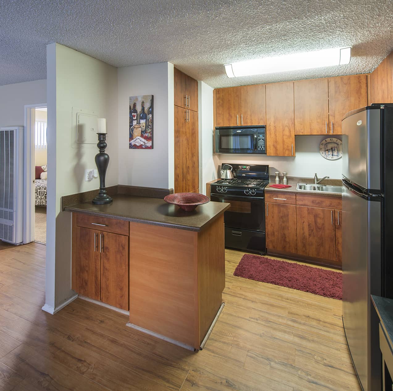 Photos and Tours of Harbor at Mesa Verde Costa Mesa CA