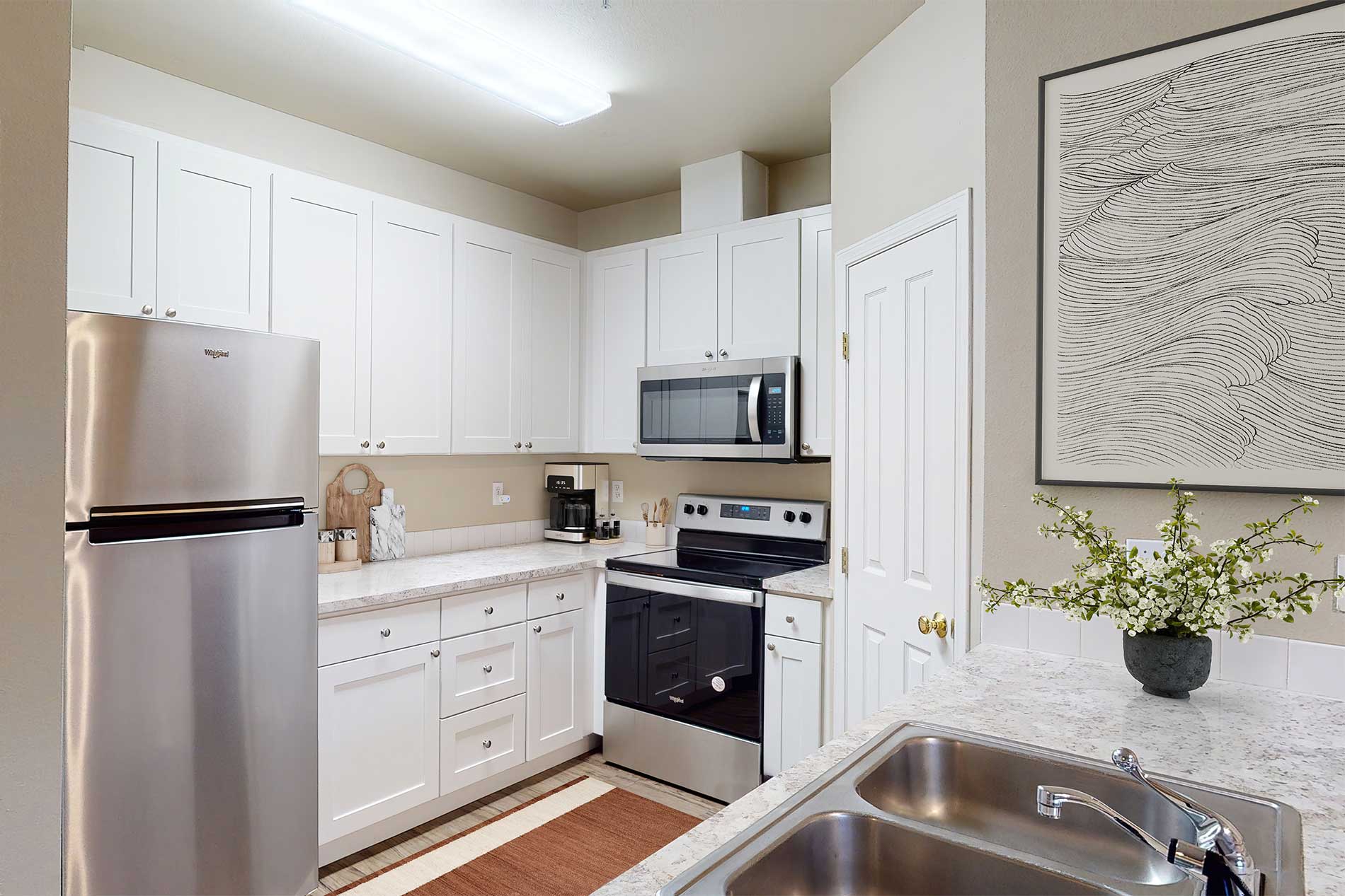 Hearthstone apartment kitchen