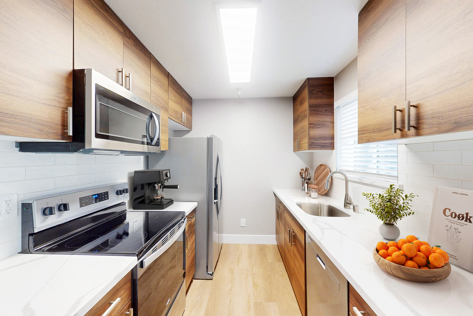 Highlands of Marin staged kitchen