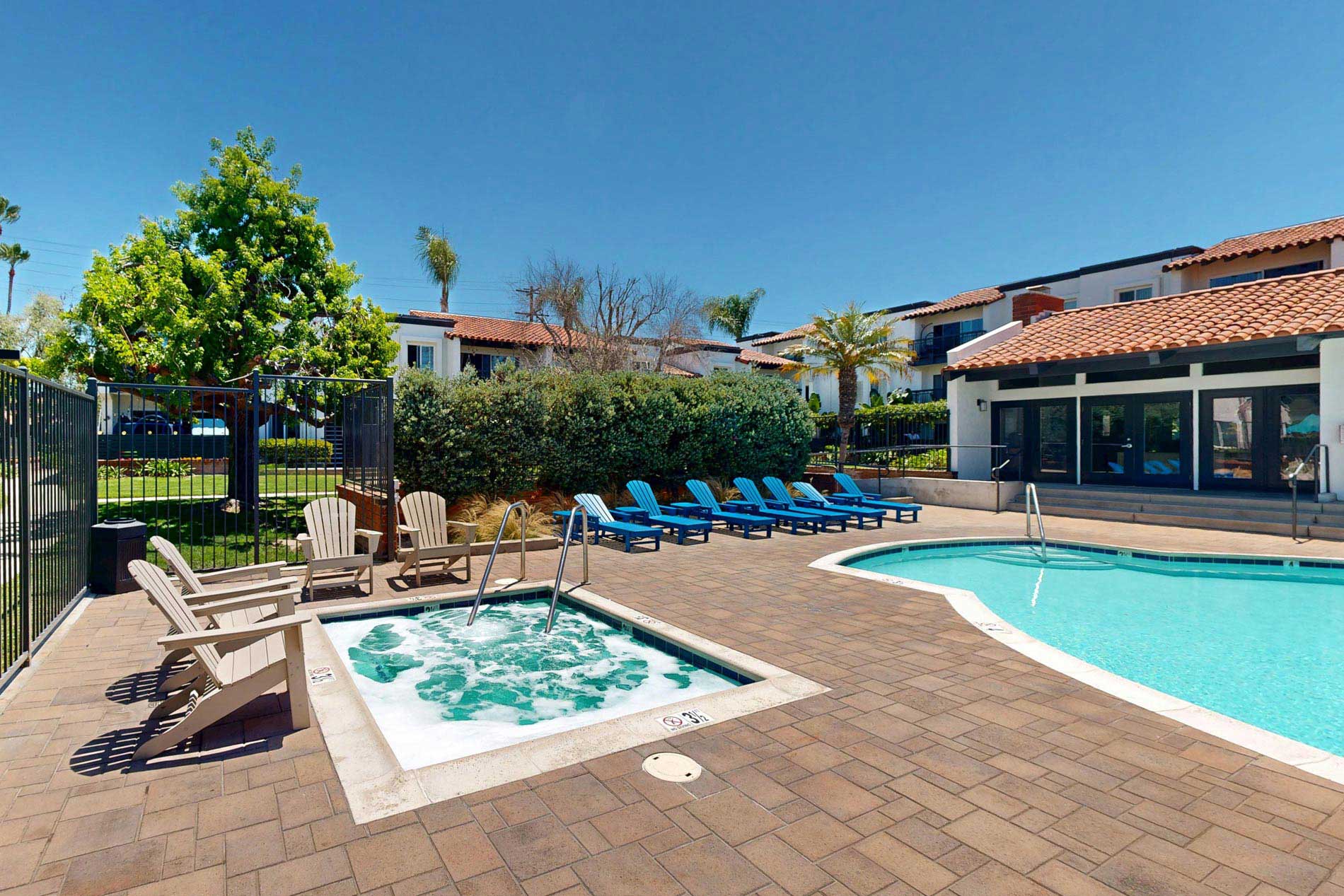 Huntington Vista Pool