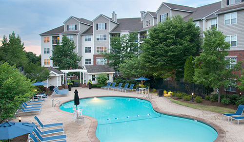 The Commons At Windsor Gardens Apartments In Norwood Ma