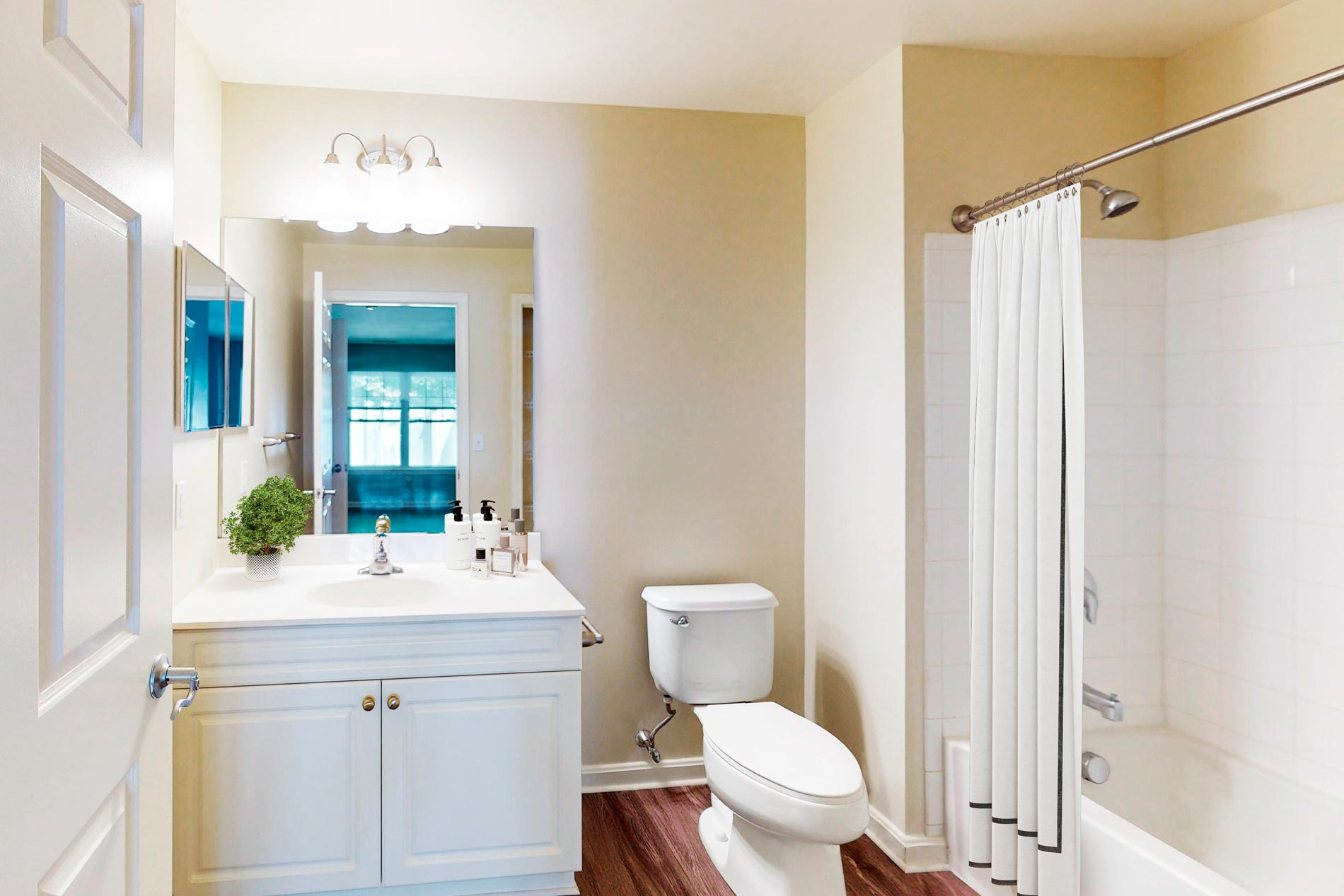 Inwood West staged bathroom