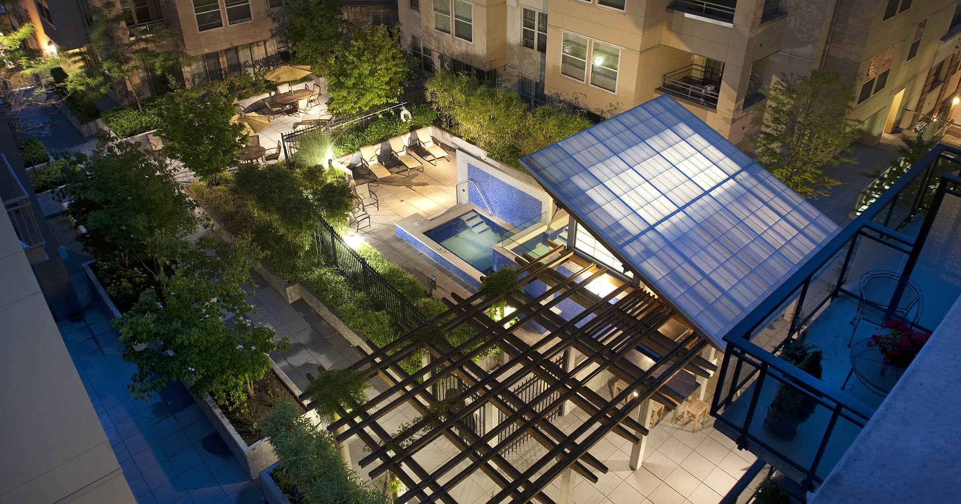 Island Square Apartments in Mercer Island WA