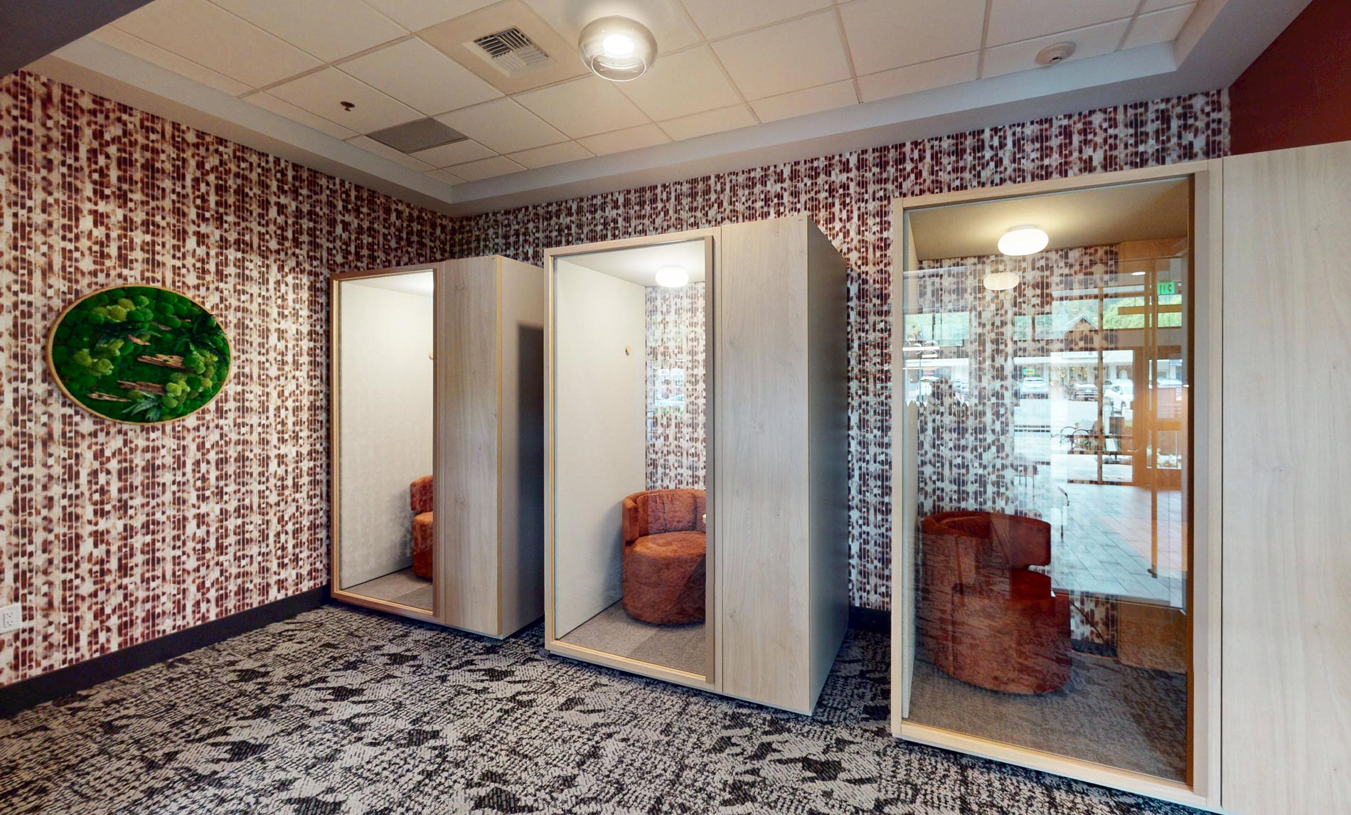 Island Square Co-working lounge