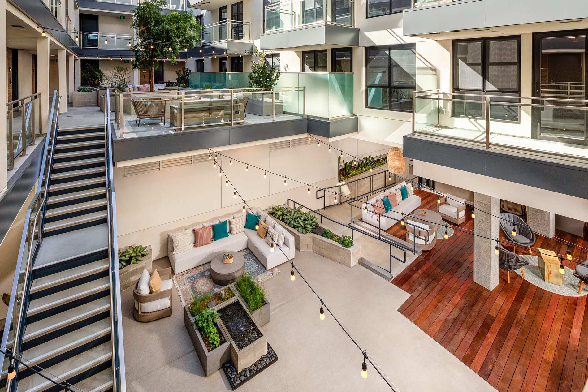 Junction Santa Monica Courtyard