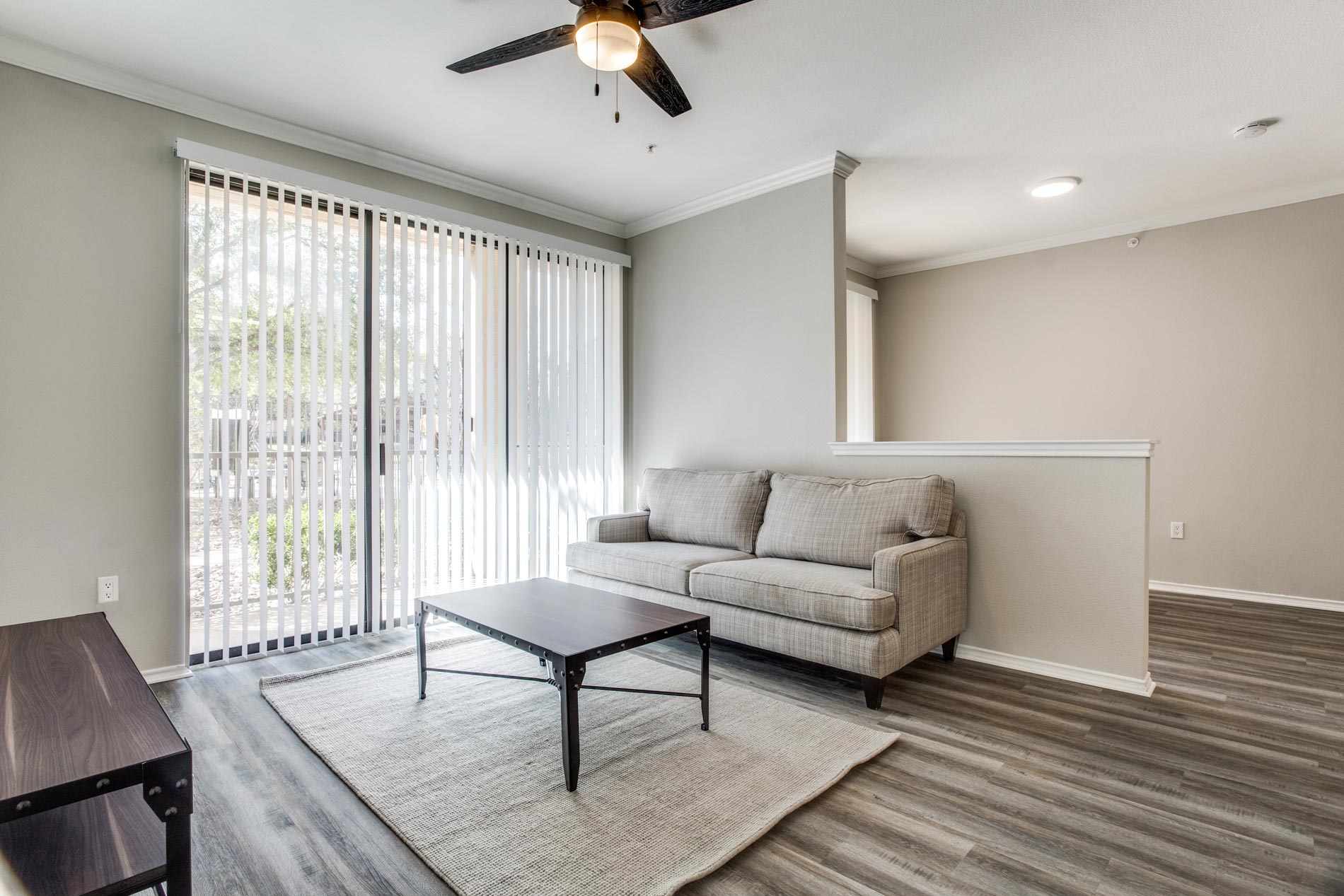 Lakeline Villas living room