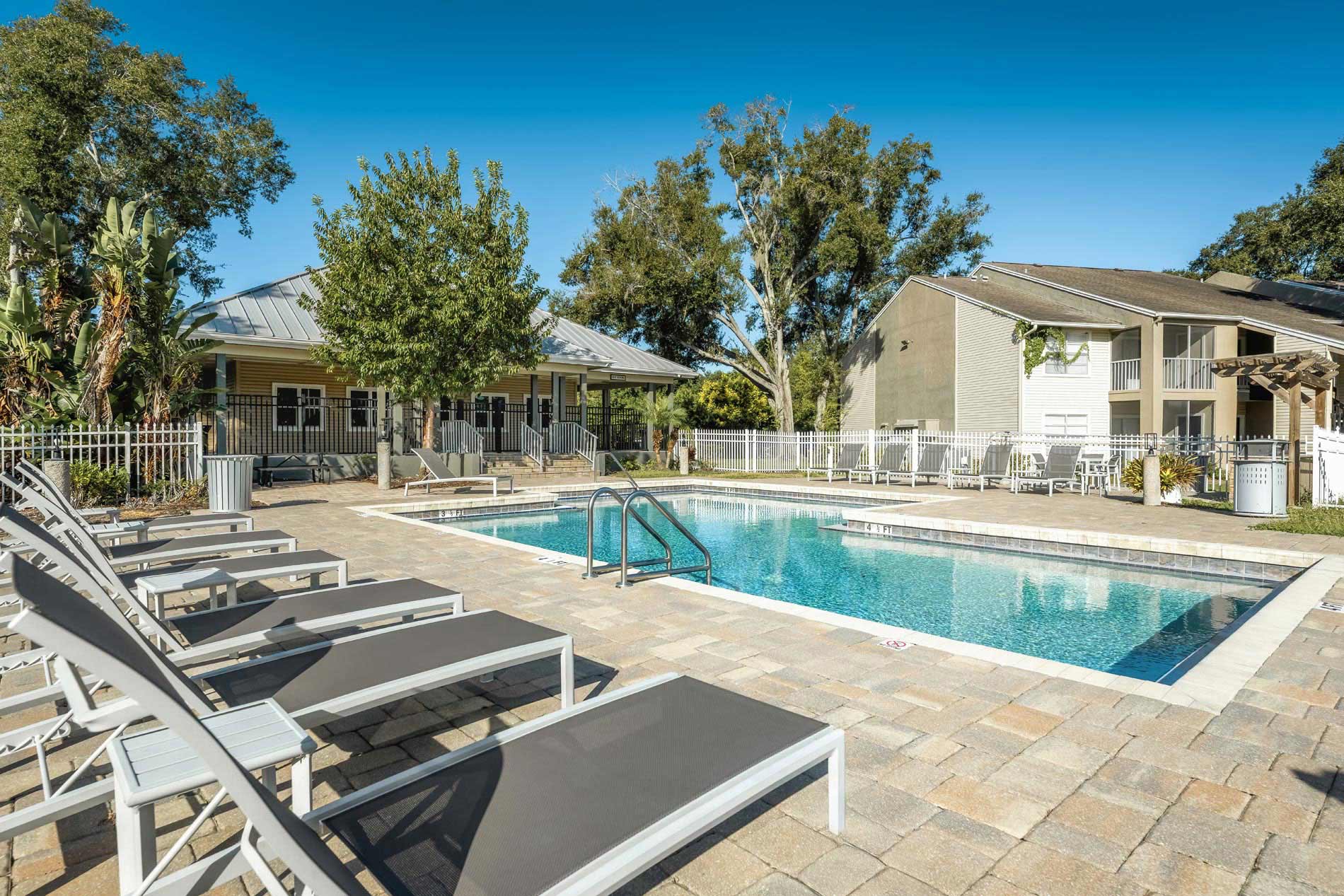 Lakewood Place pool