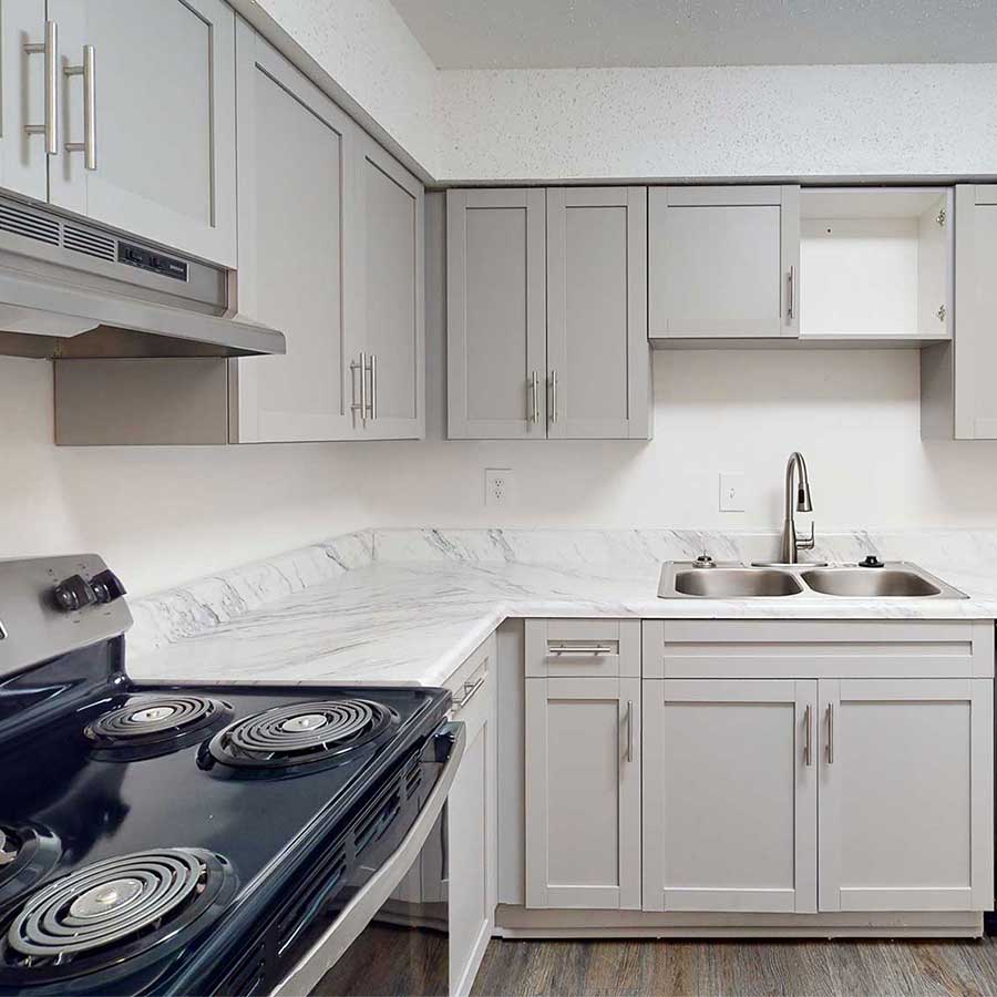 Legacy Hill grey on white finish package
