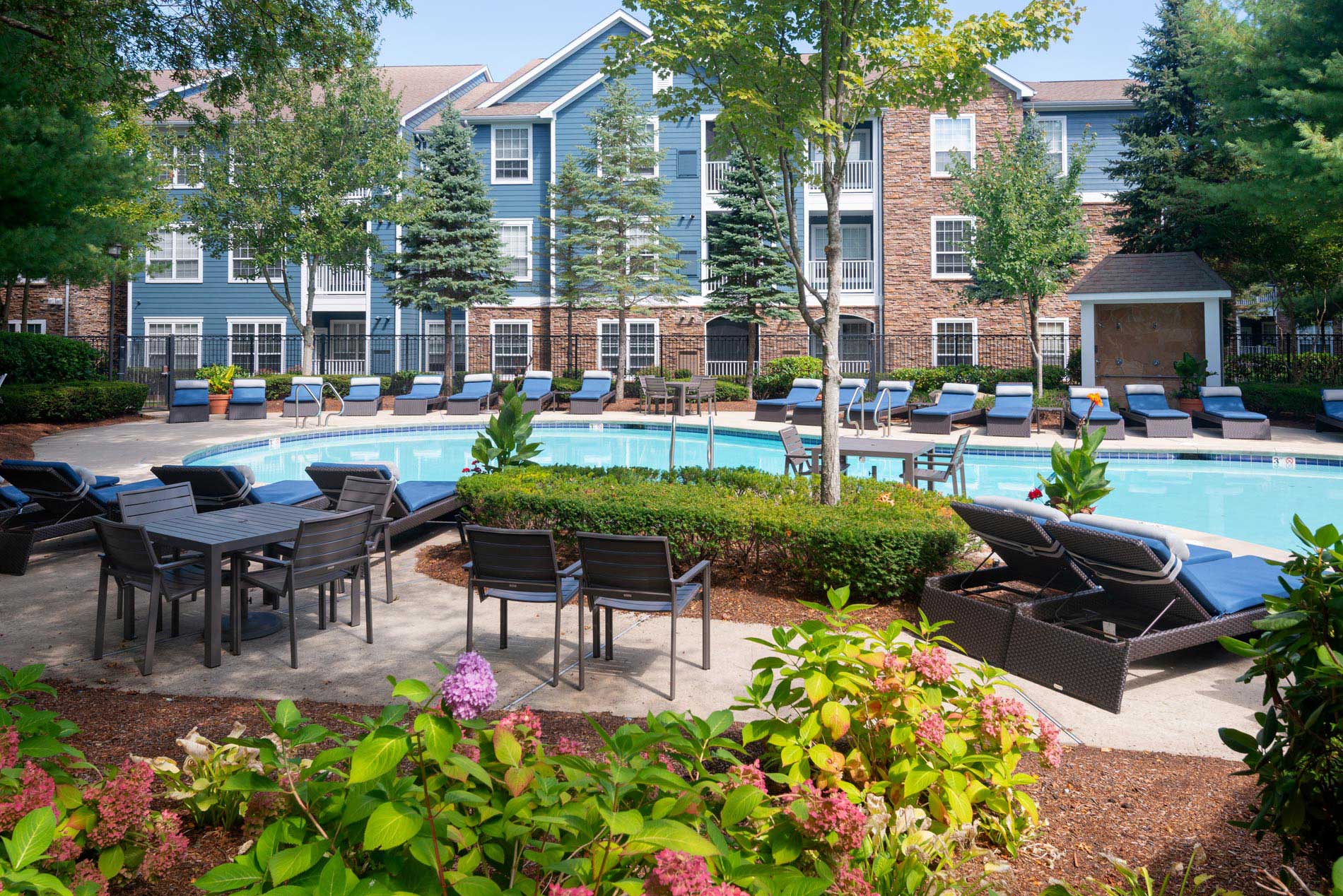 Lodge at Foxborough pool