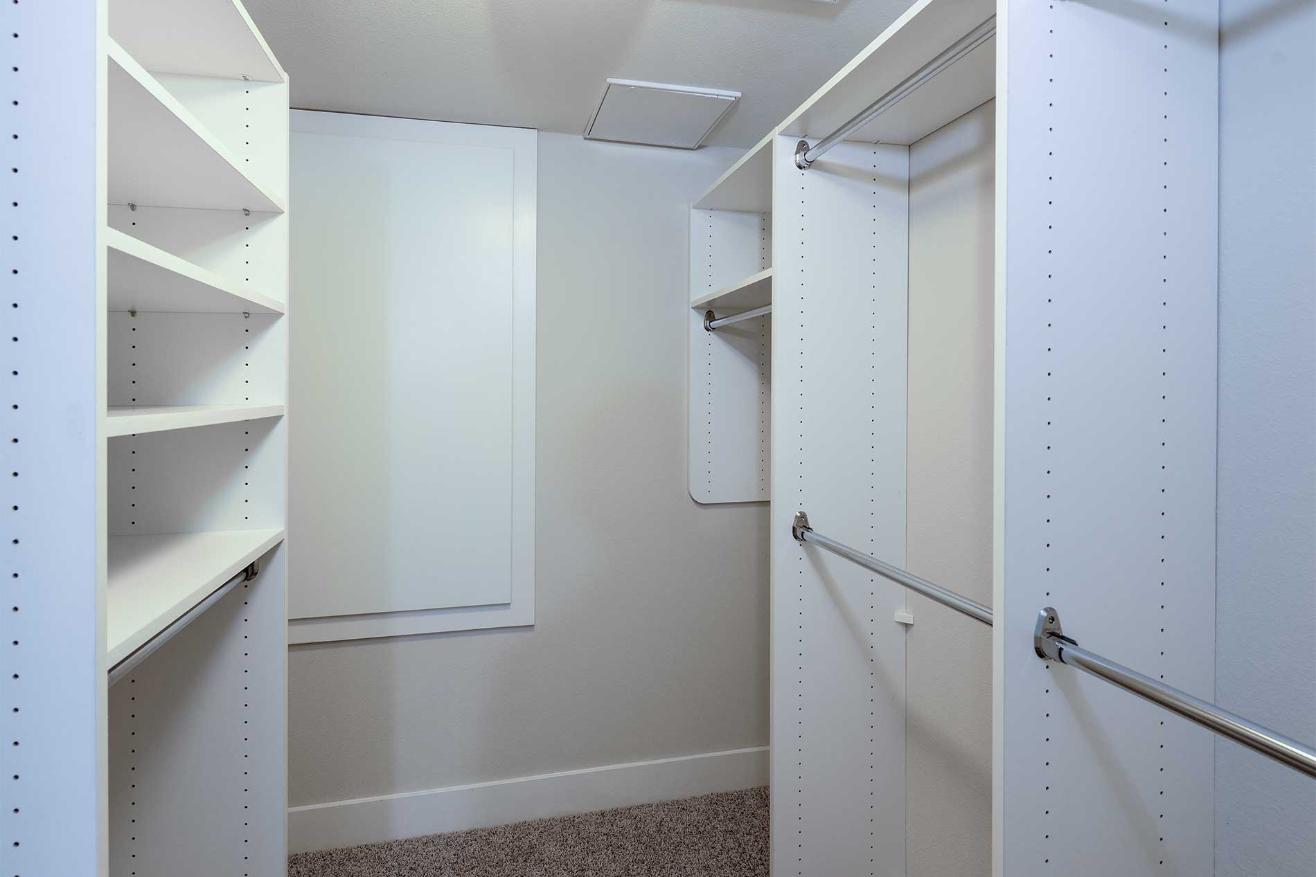 Los Alisos apartment closet
