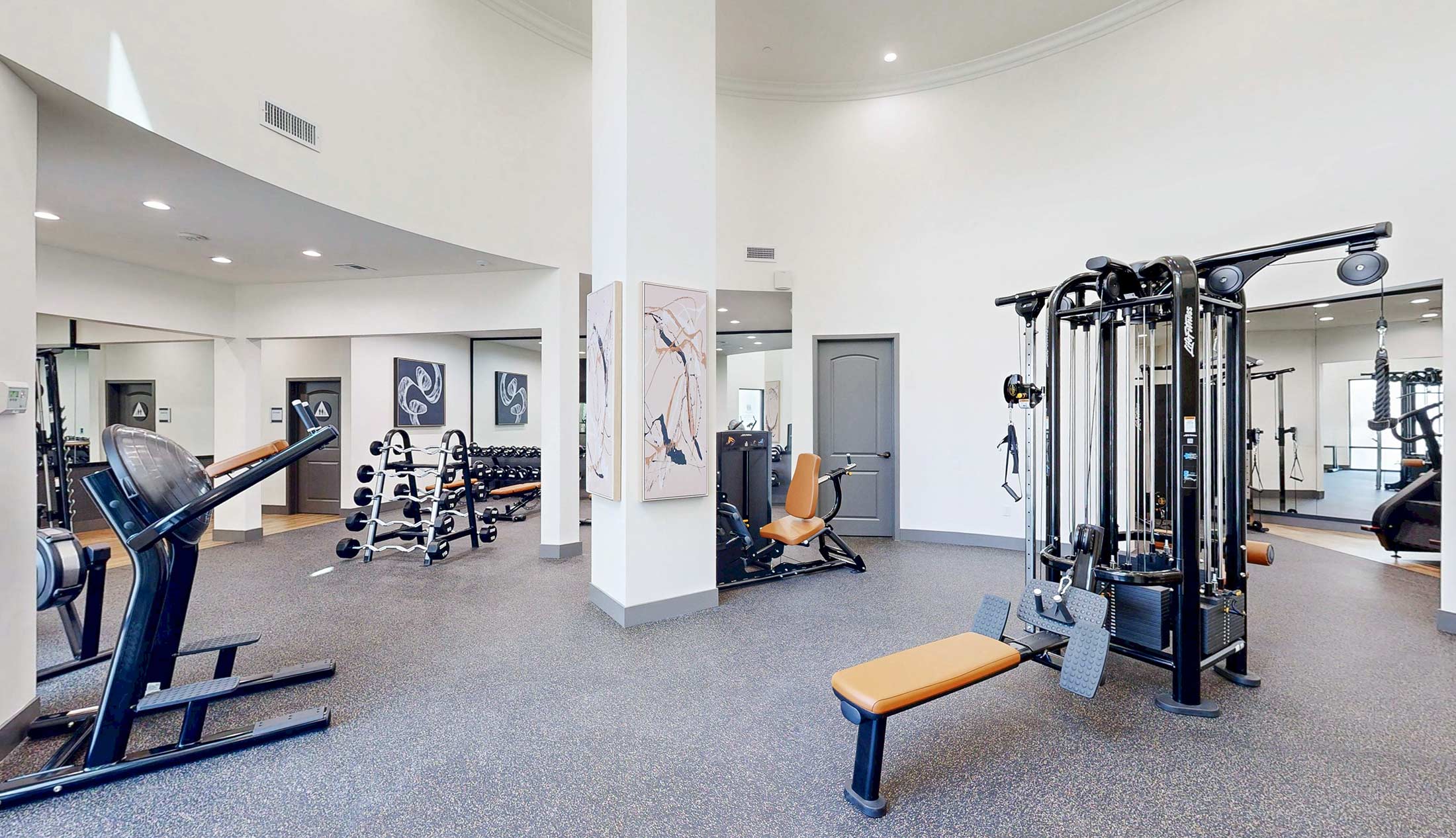 Los Alisos at Mission Viejo fitness center