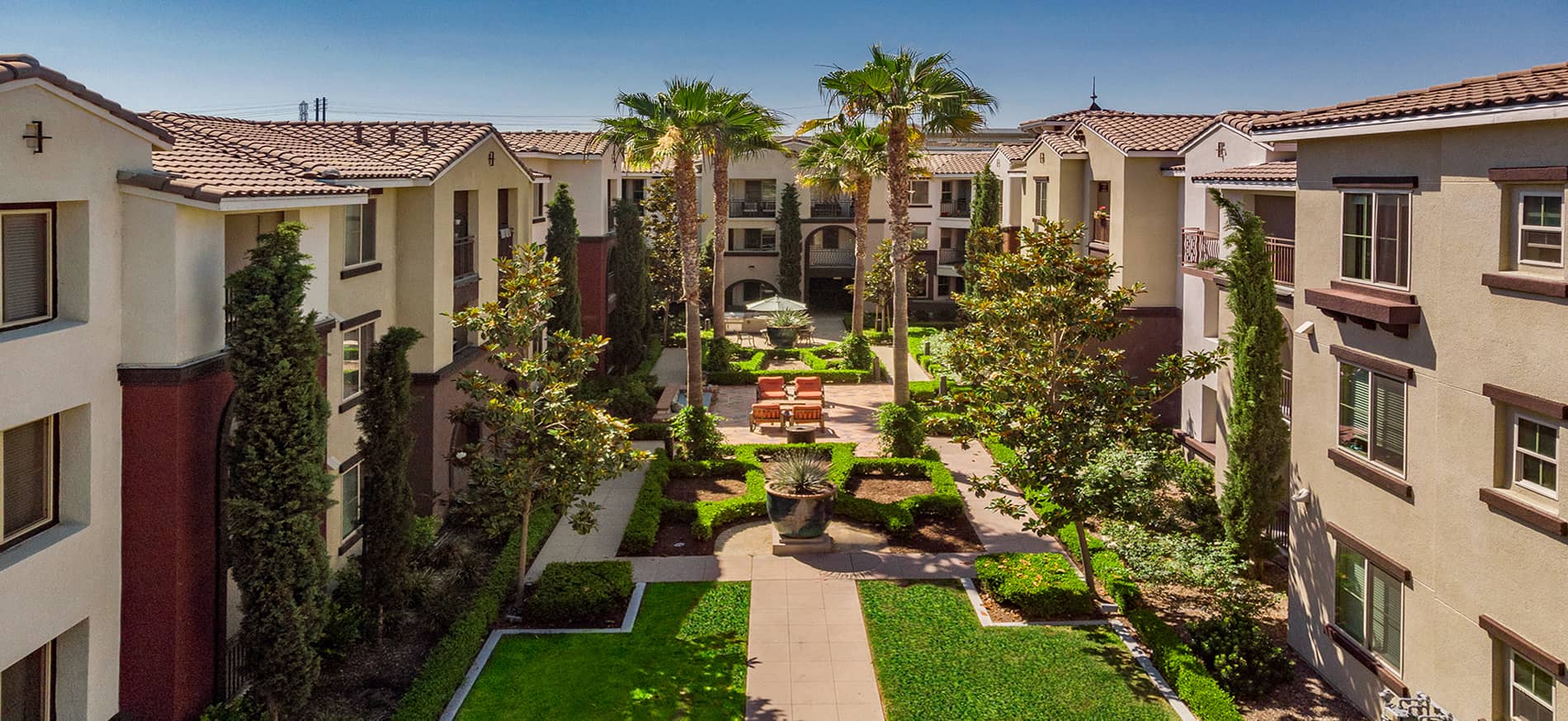 Los Alisos Apartments Aerial of Courtyard