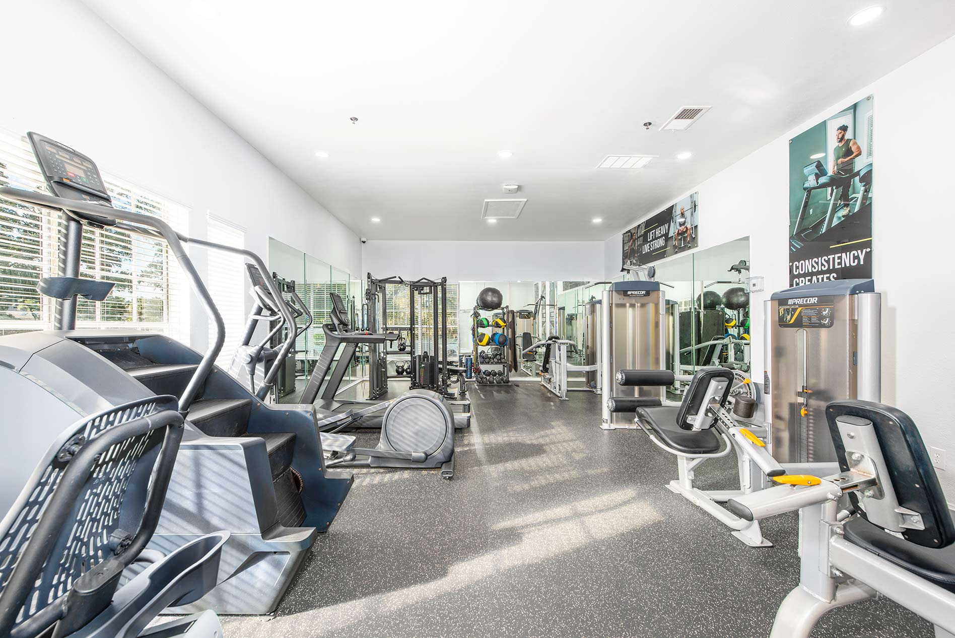 Los Altos at Altamonte Springs apartments fitness center