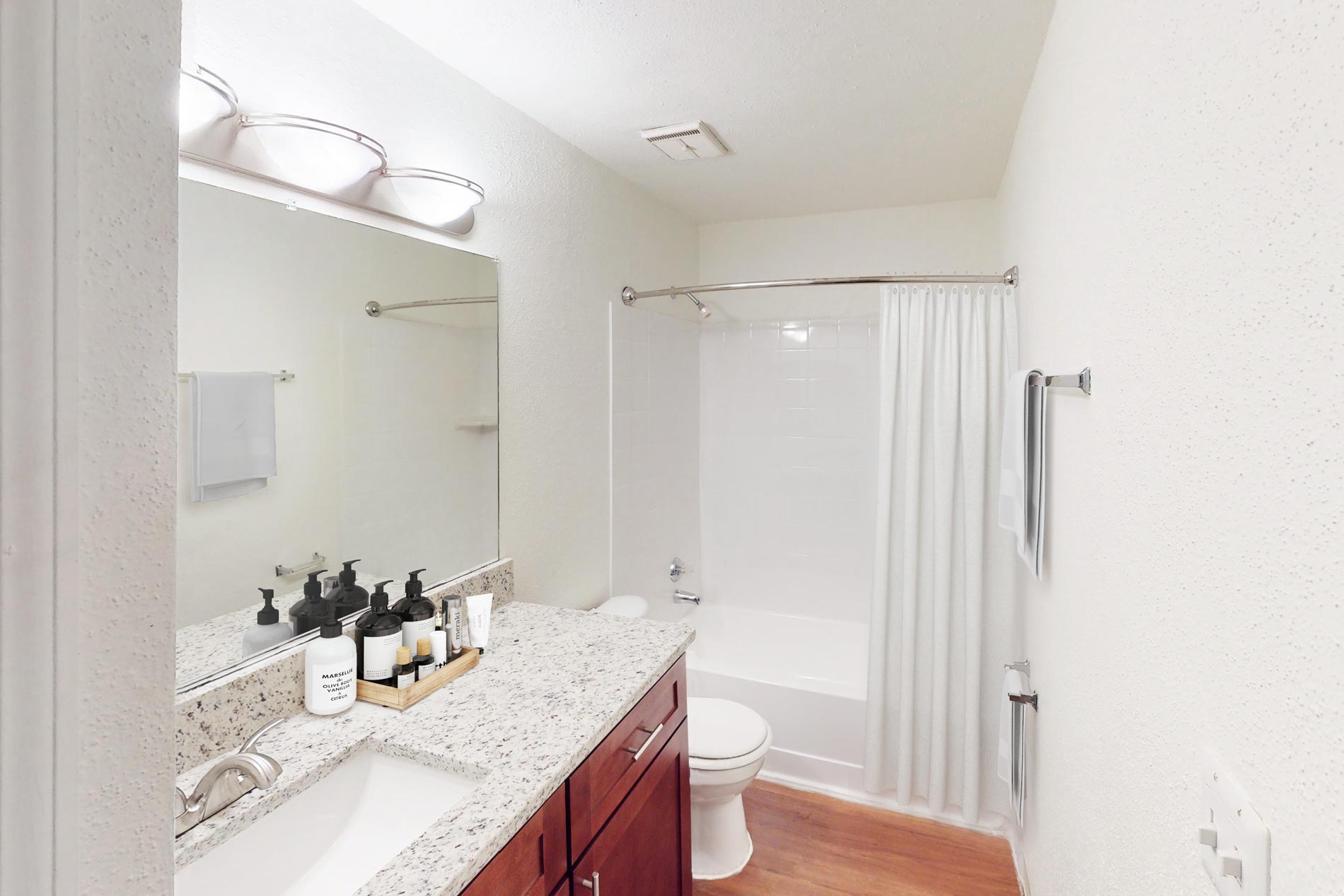 Lotus Landing staged bathroom