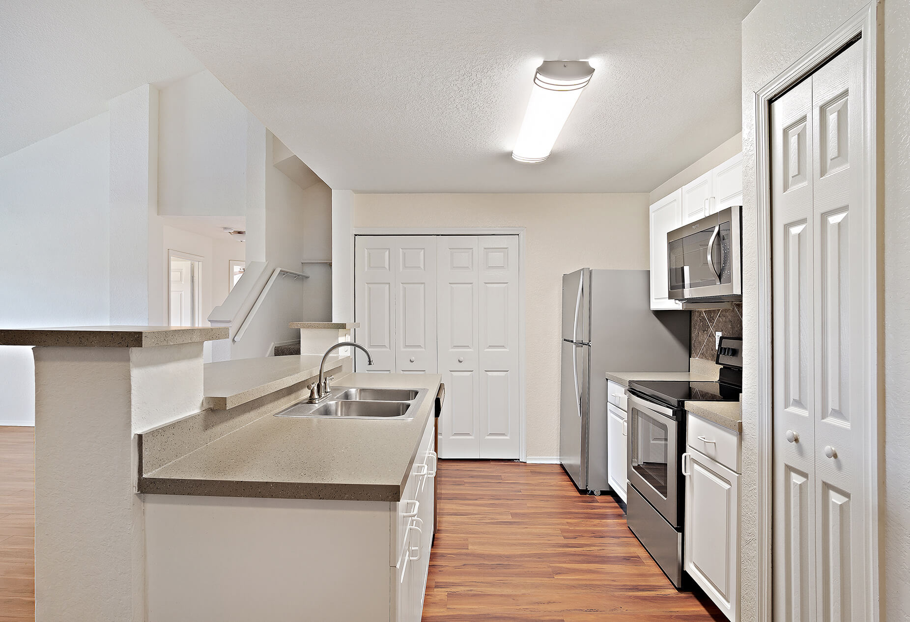 MacAlpine Place Apartments Kitchen