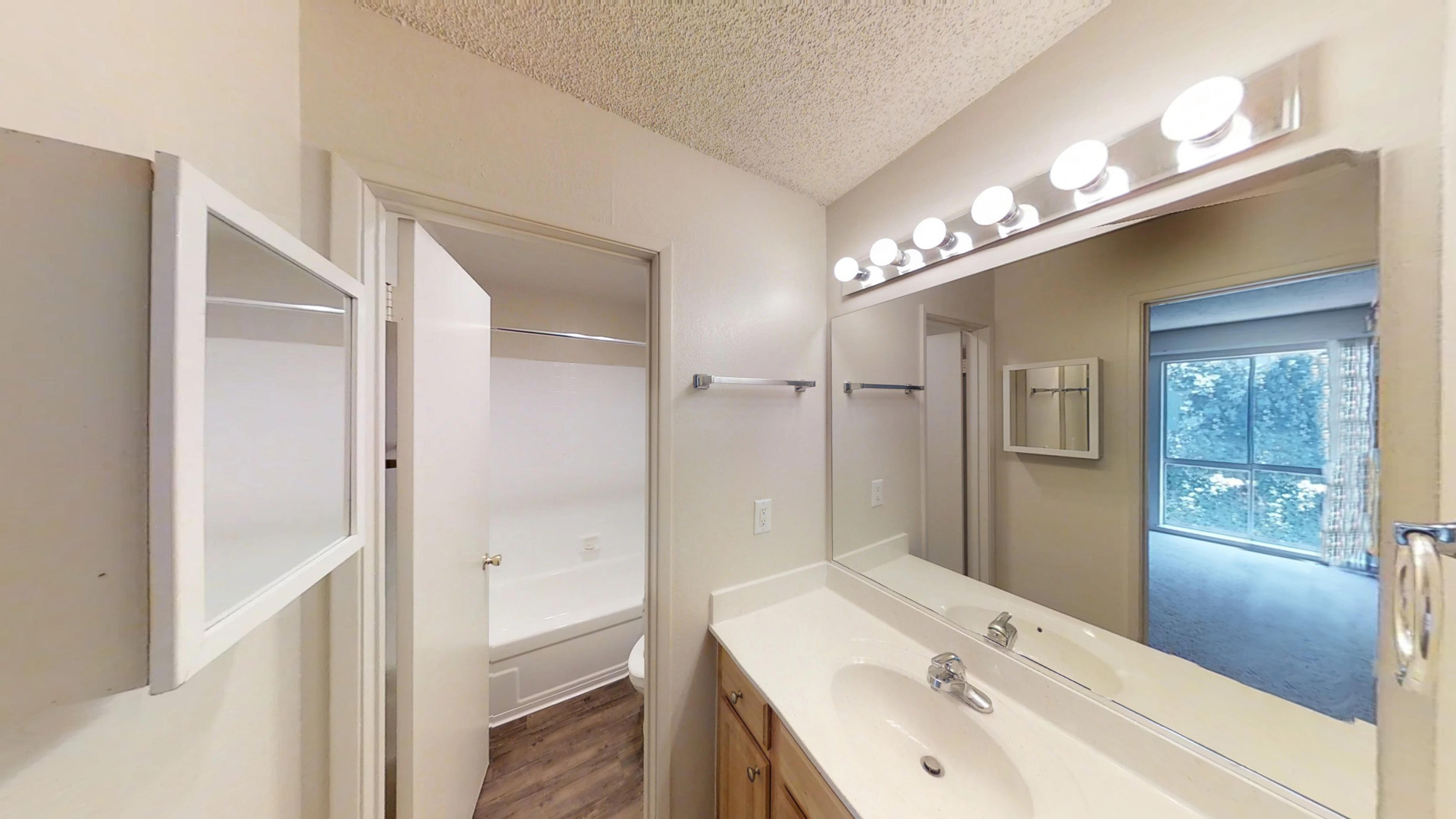 Marina Playa Bathroom
