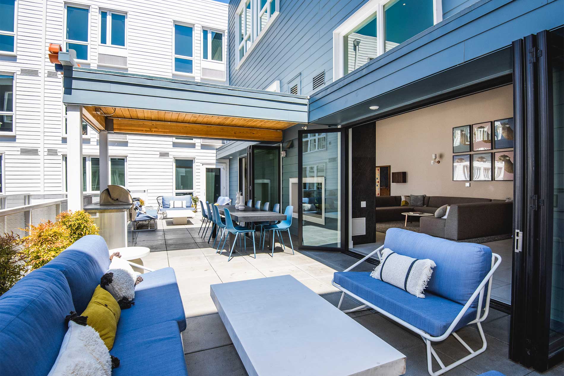 Meetinghouse outdoor community room