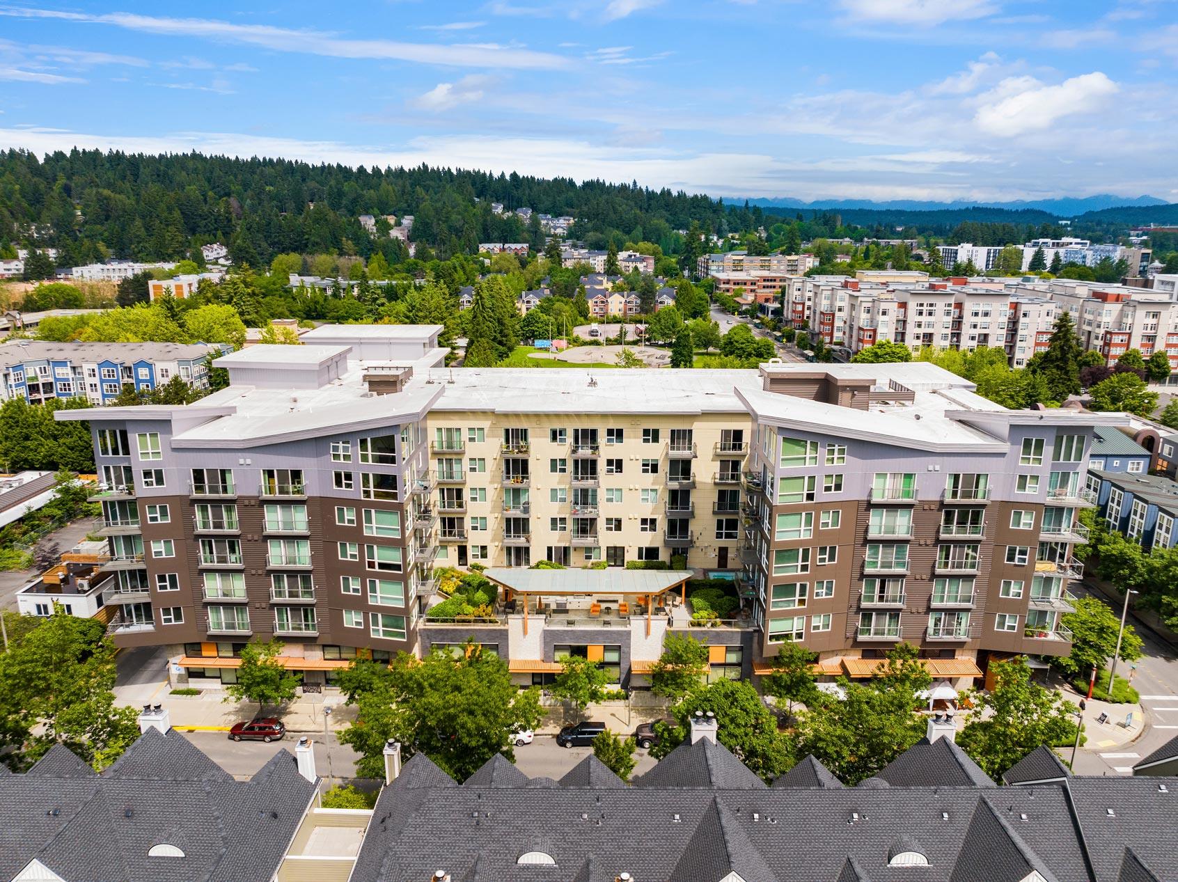 Photos and Tours of Milehouse Apartments | Redmond WA