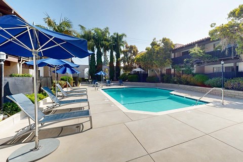 Missions at Back Bay pool