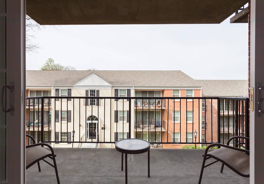 Photos and Tours of Newport Village Alexandria VA