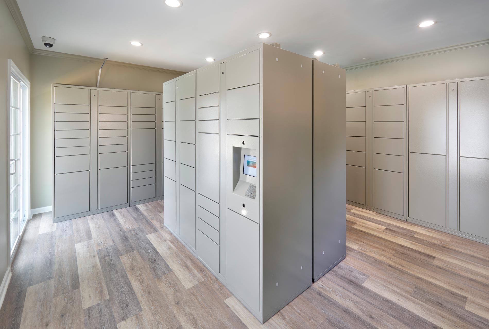 Newport Village package lockers