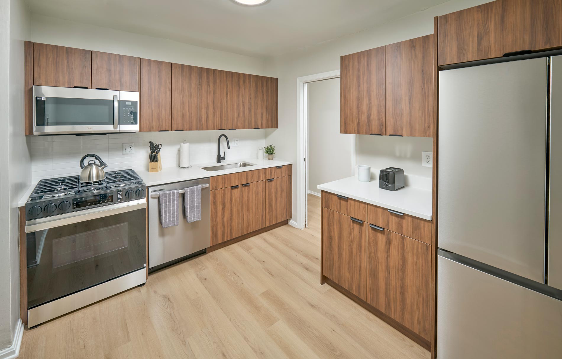 Newport Village staged kitchen