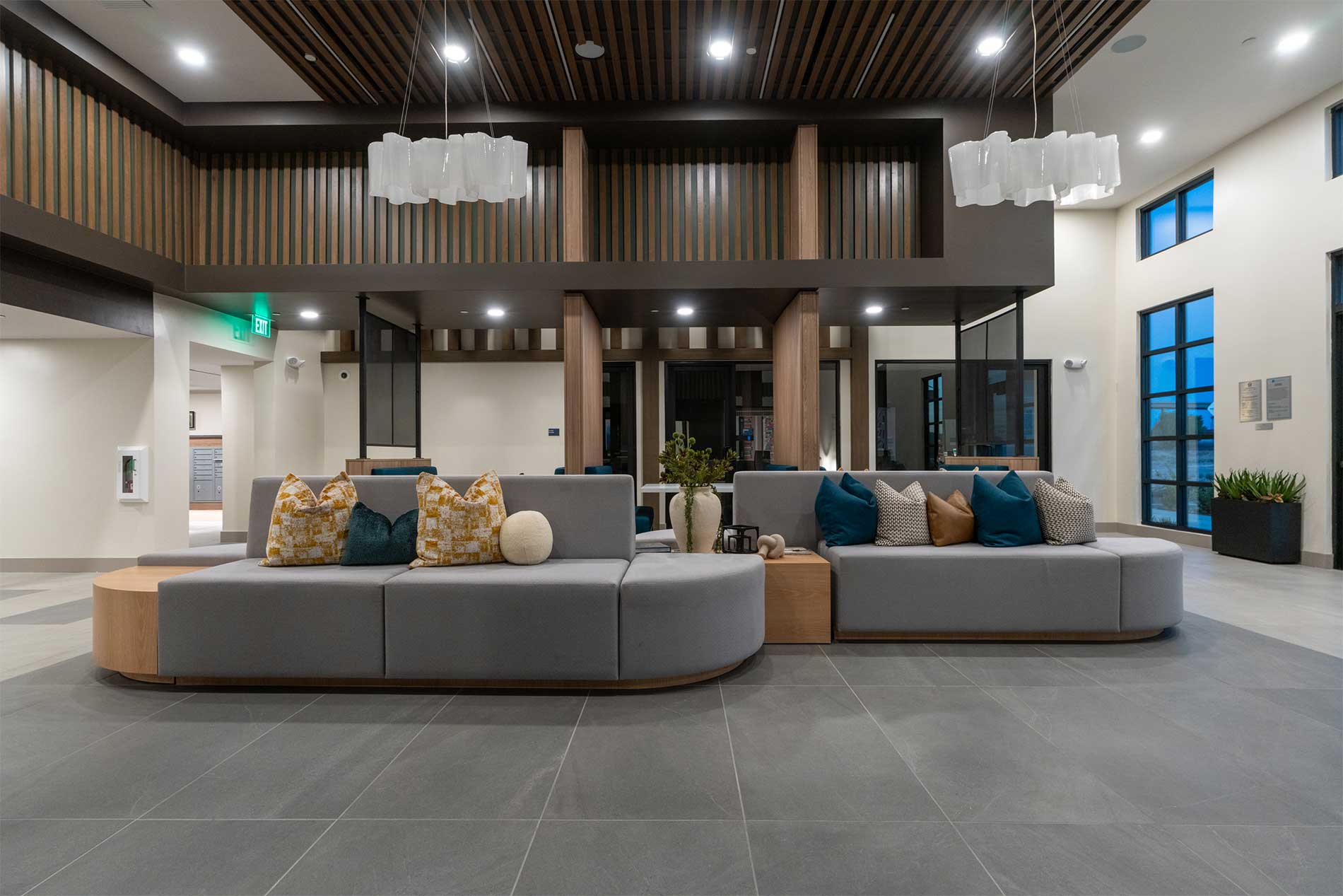 Modern apartment clubroom in Riverside, CA