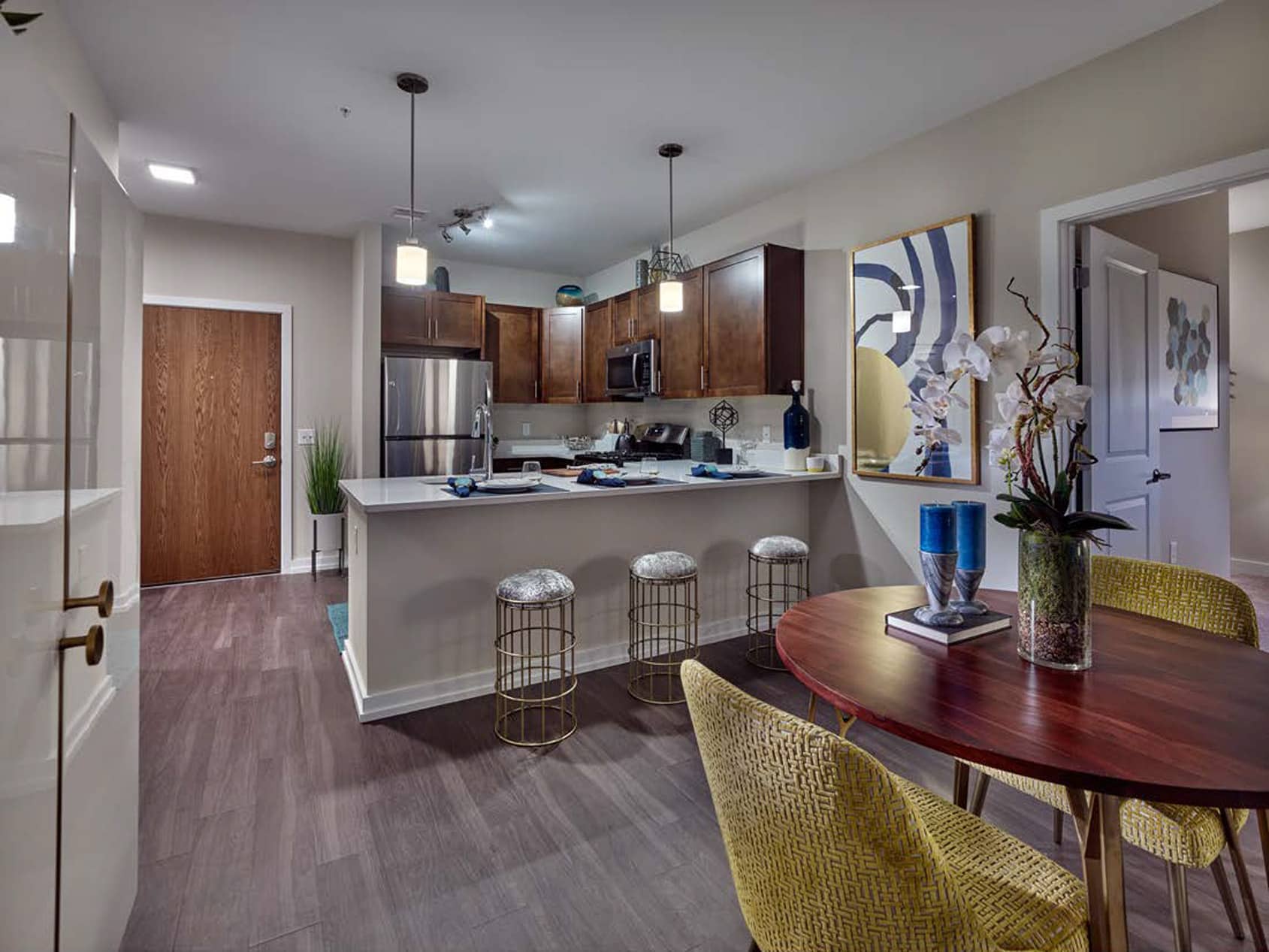 Photos and Tours of Park Square King of Prussia