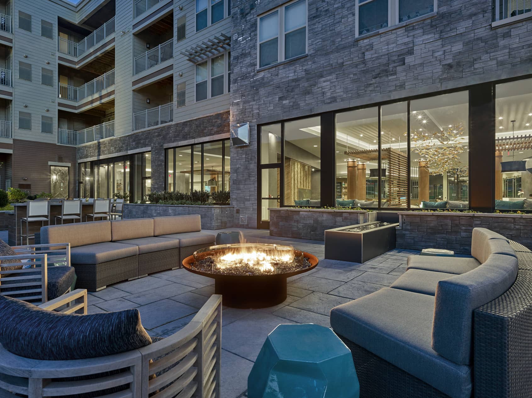 Park Square Apartments Firepit