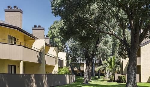 Pointe at Harden Ranch Building Exterior