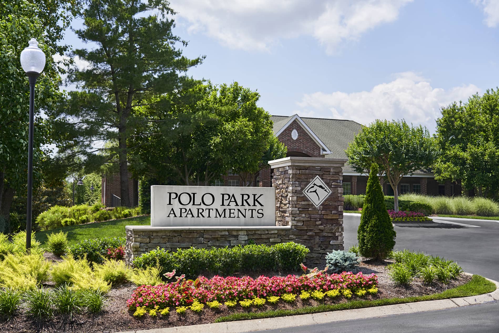 Polo Park Exterior Sign
