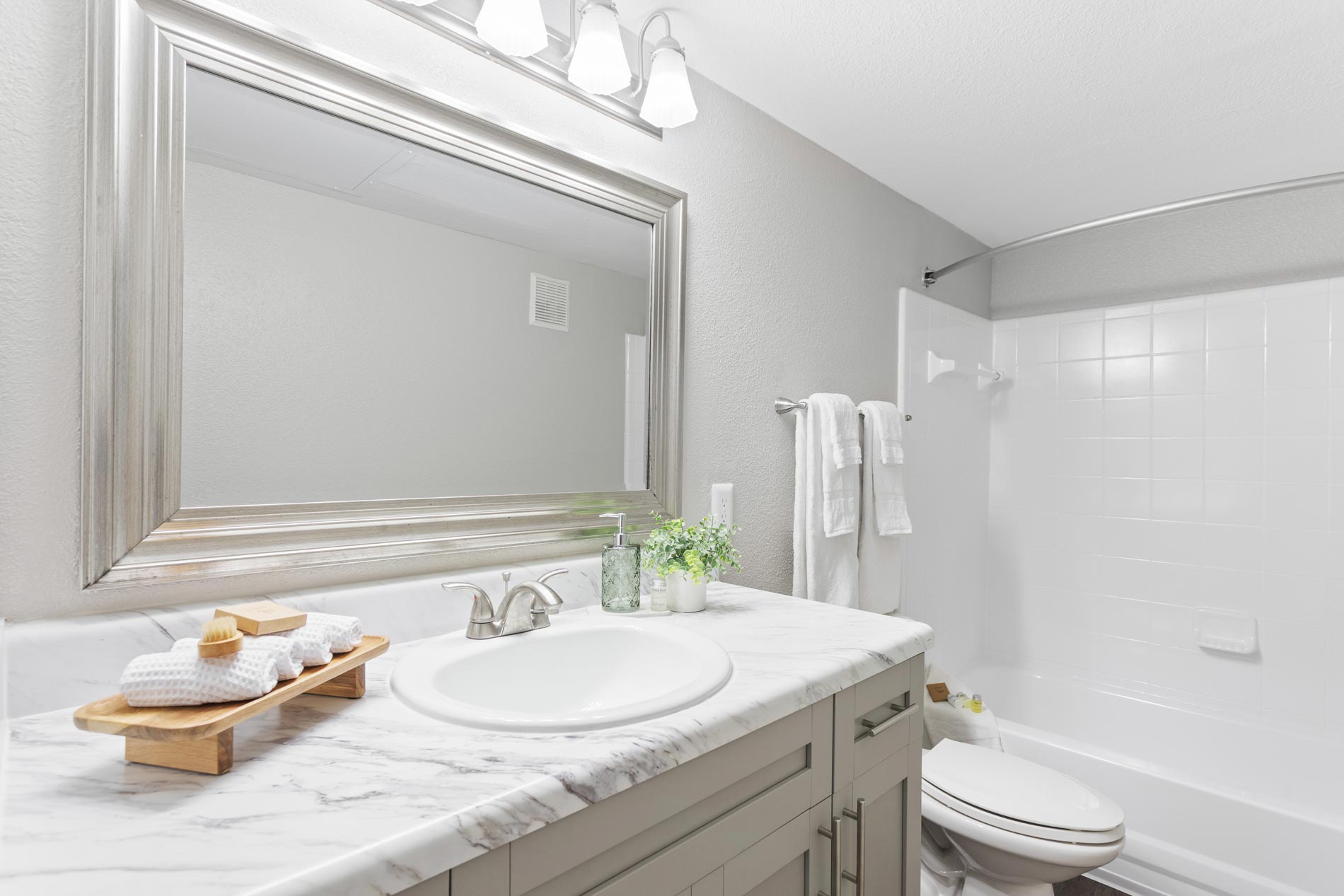 Polo Park staged bathroom