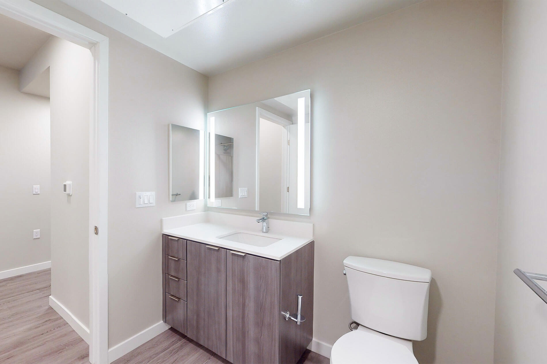 Residences at Lake Merritt apartment bathroom