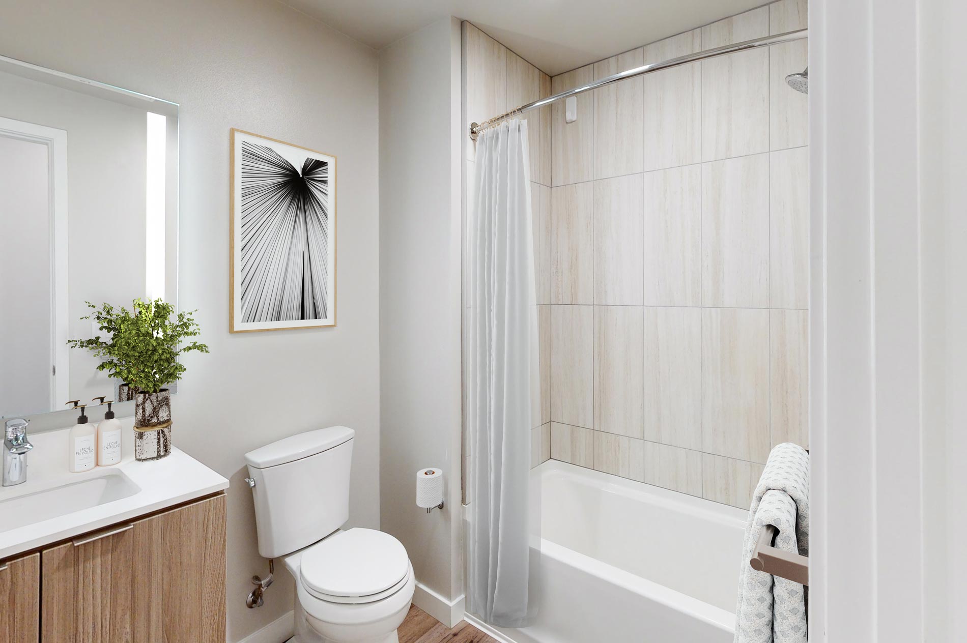 Residences at Lake Merritt staged bathroom