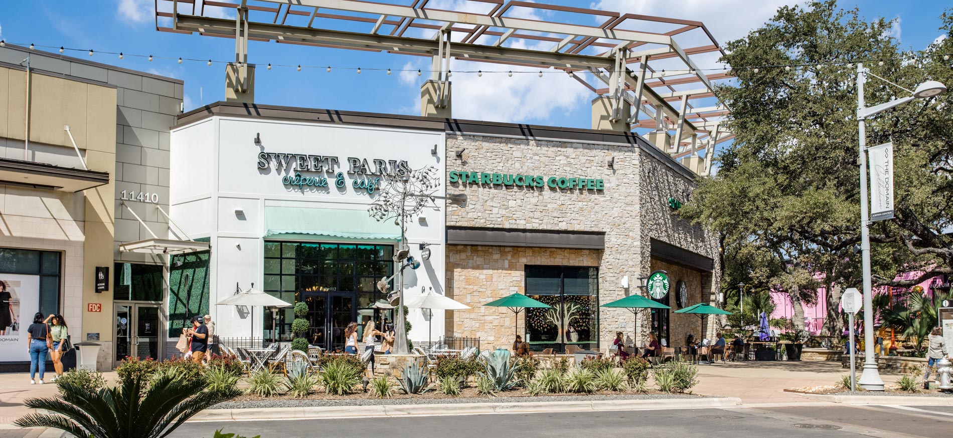 Neighborhood Info & Location of Residences at the Domain Austin TX