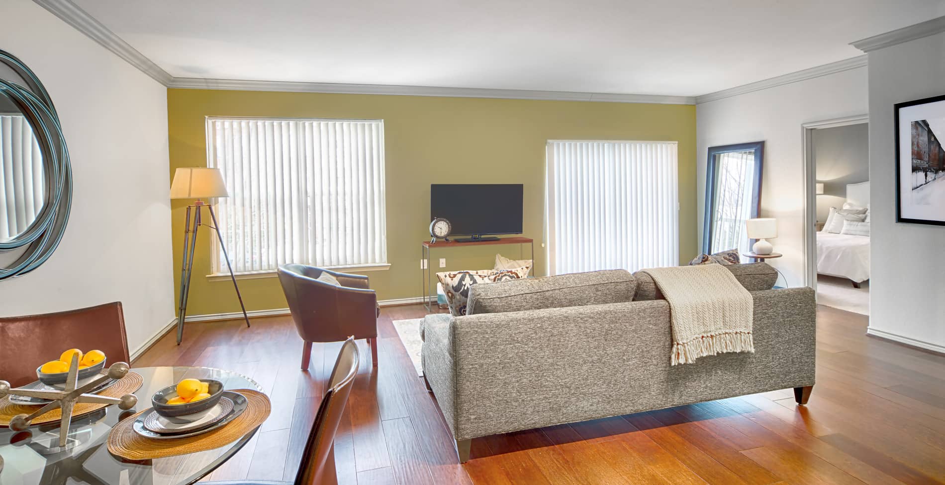 800 West St, Five Corners