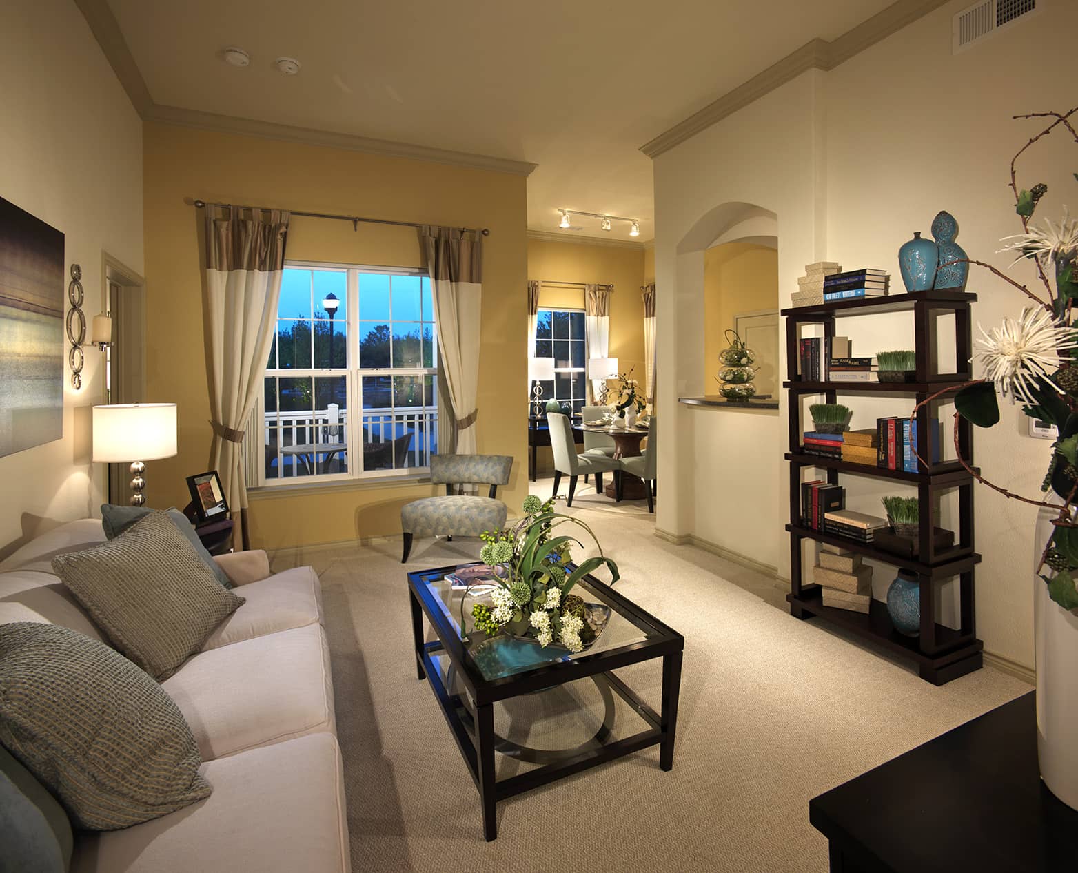 800 West St, Five Corners