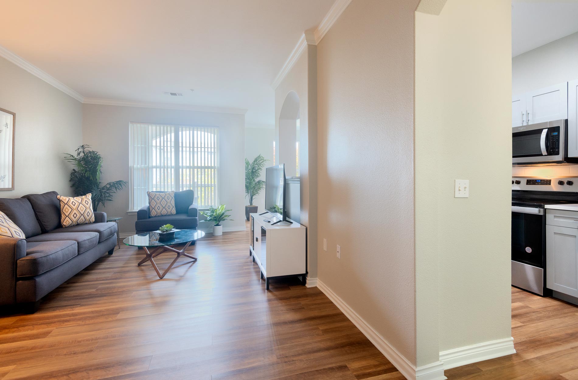Ridge At Blue Hills staged living room
