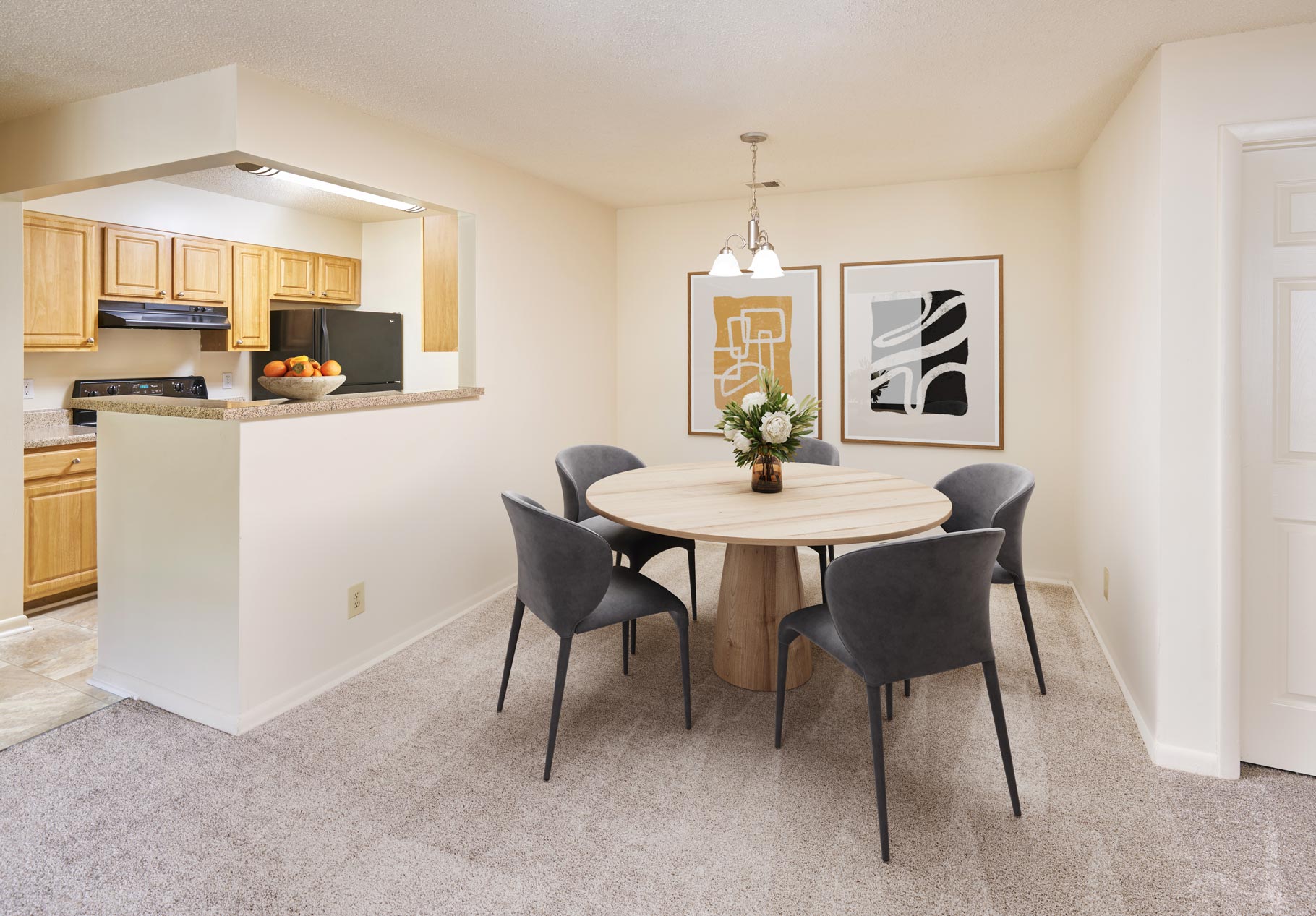 Ridgewood staged bedroom and kitchen