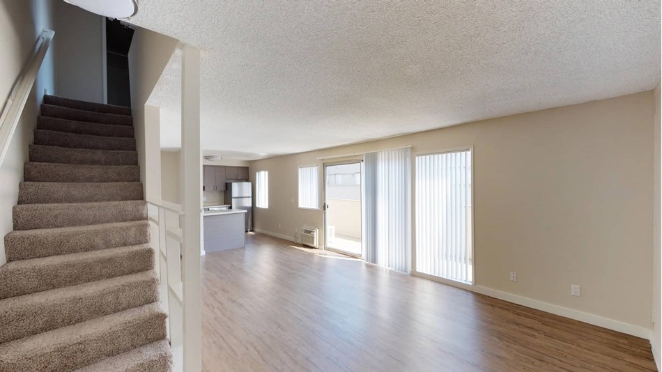 Photos and Tours of Rosebeach La Mirada CA