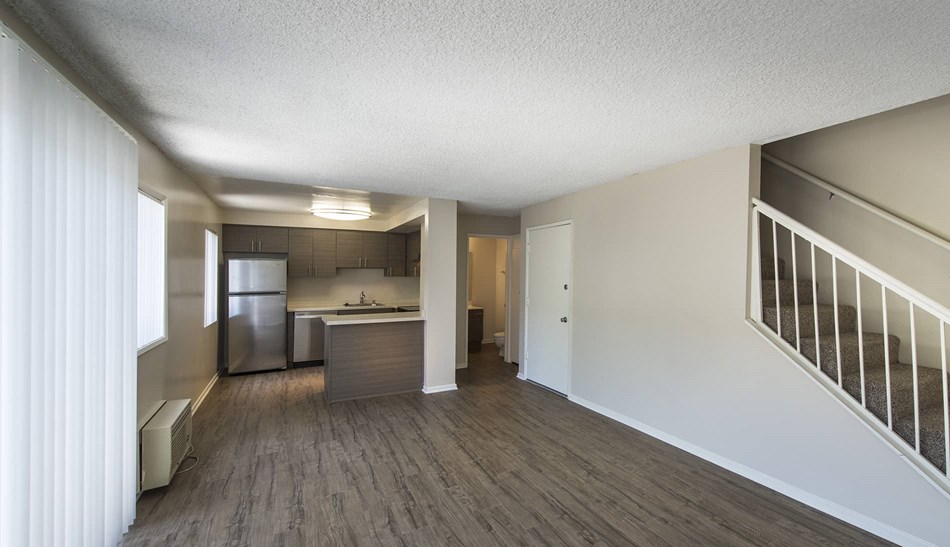 Photos and Tours of Rosebeach La Mirada CA