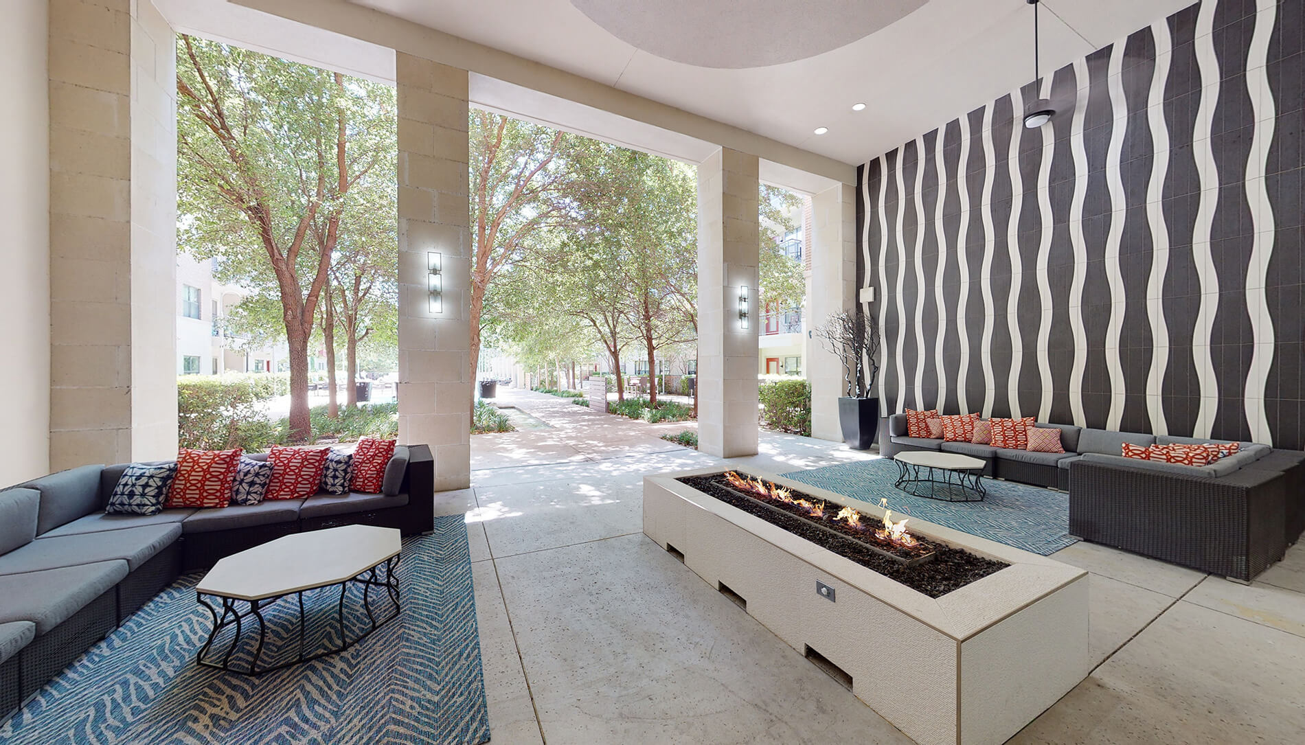 Photos & Tours of Savoye Vitruvian Park