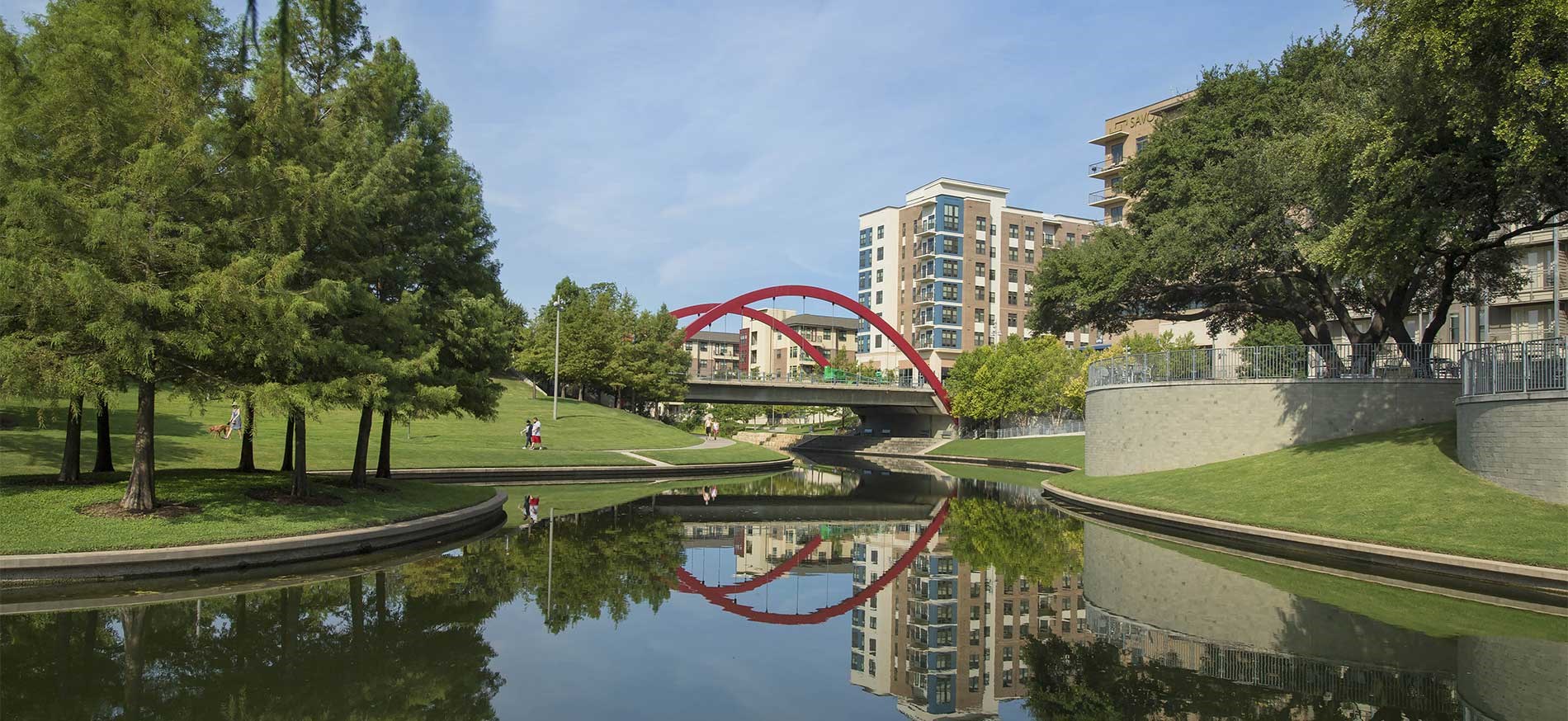 Vitruvian Park bridge and water
