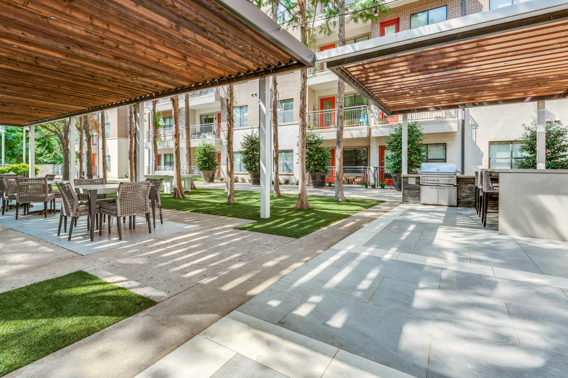 Savoye Courtyard 