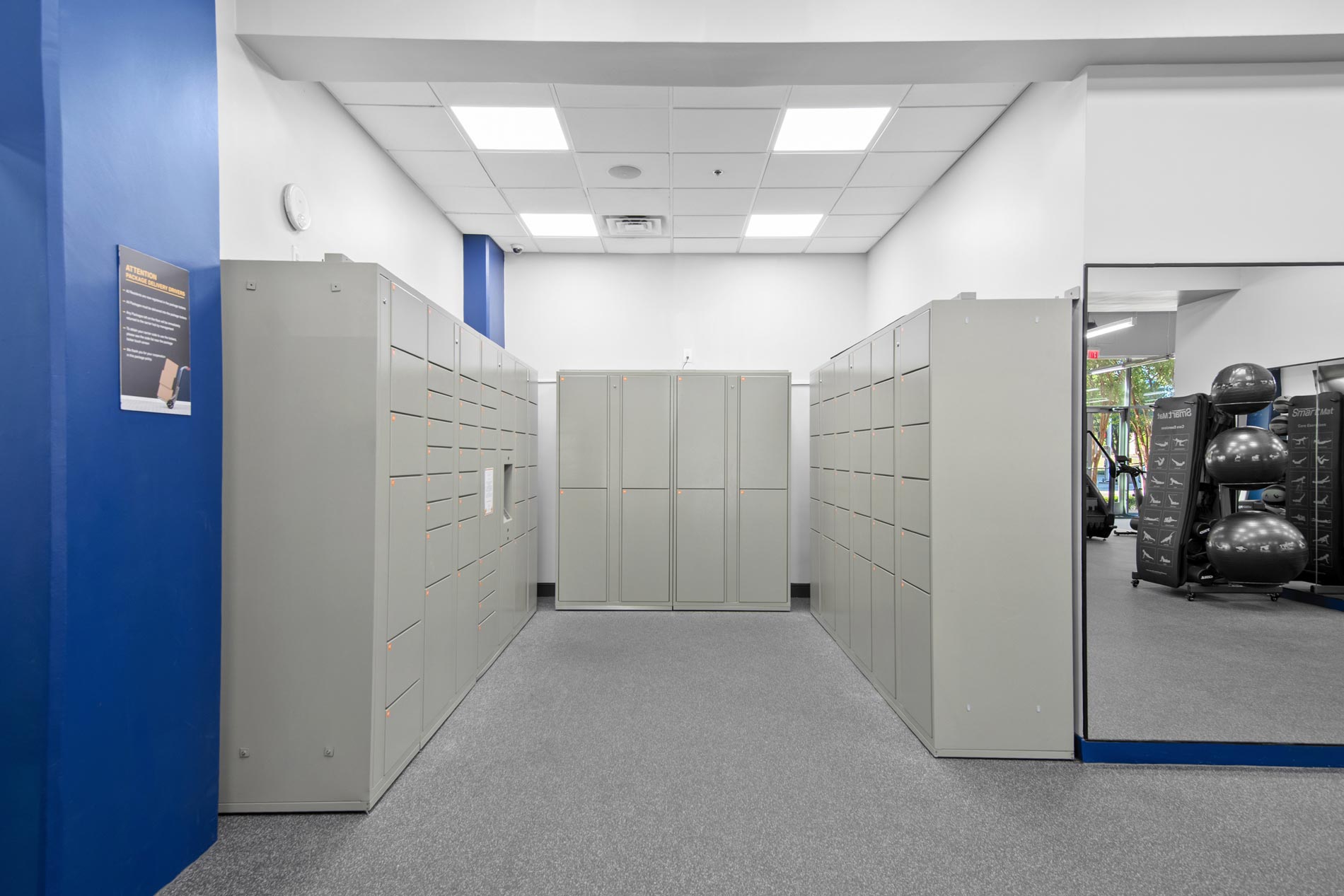 Savoye package lockers